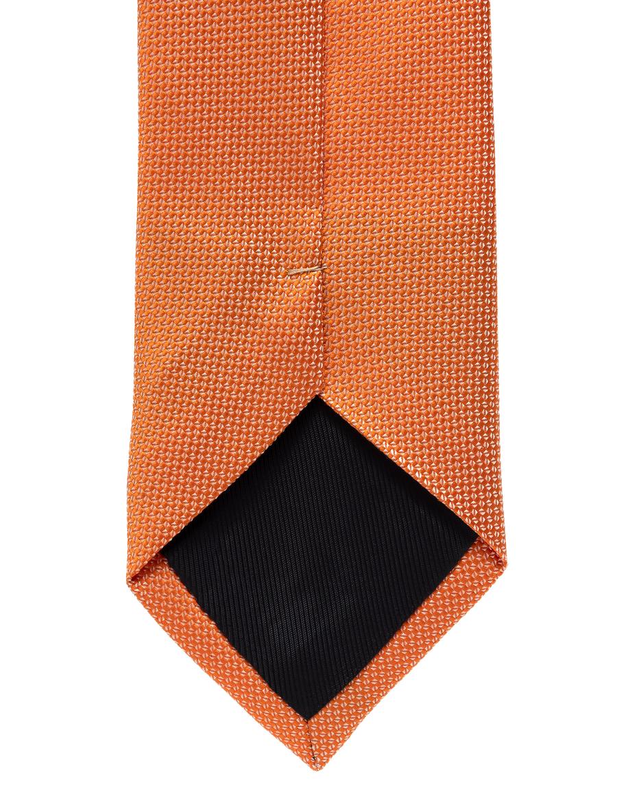 Turuncu Kravat