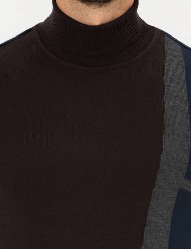 Kahverengi Slim Fit Balıkçı Yaka Triko Kazak