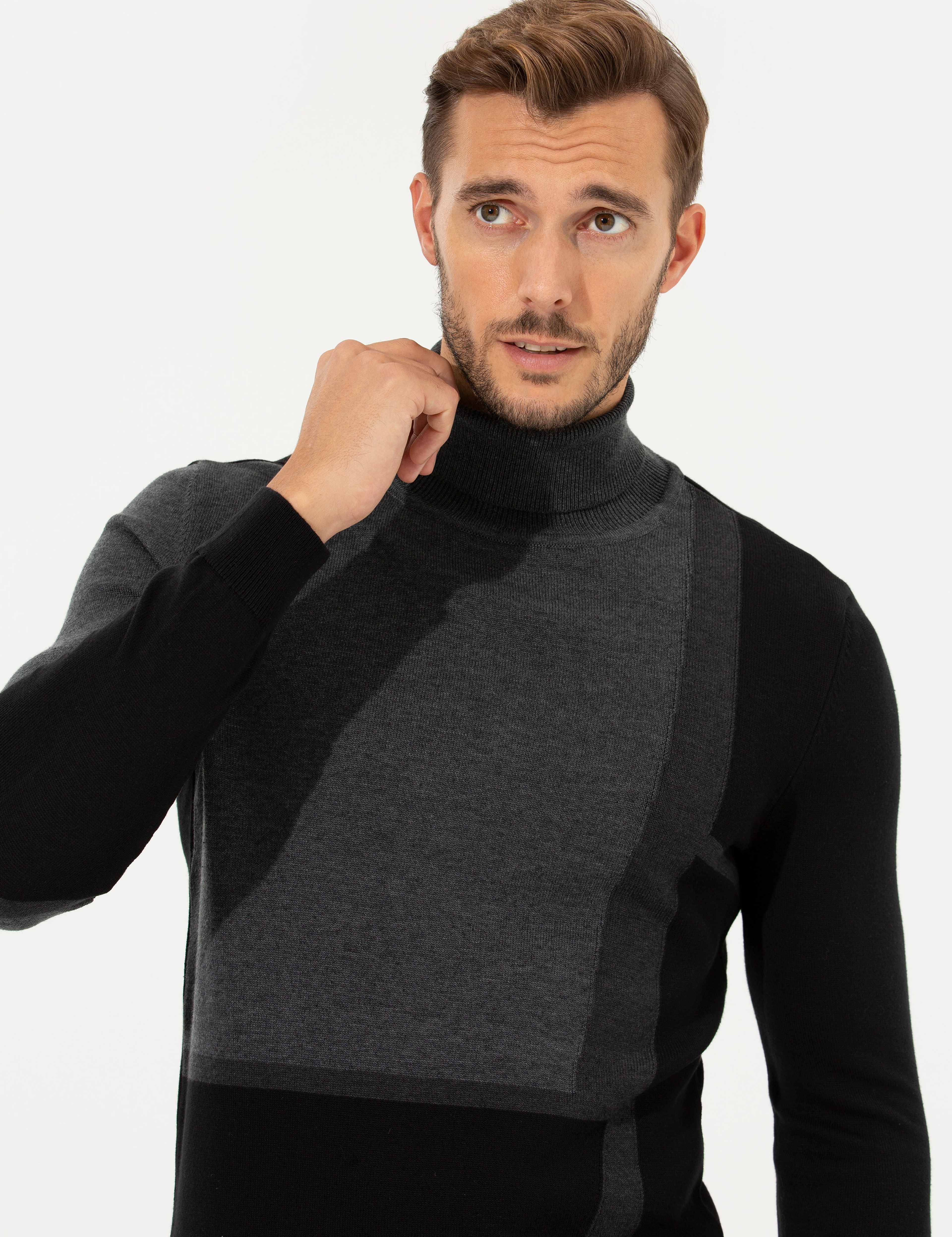 Gri Slim Fit Balıkçı Yaka Triko Kazak - Image 2