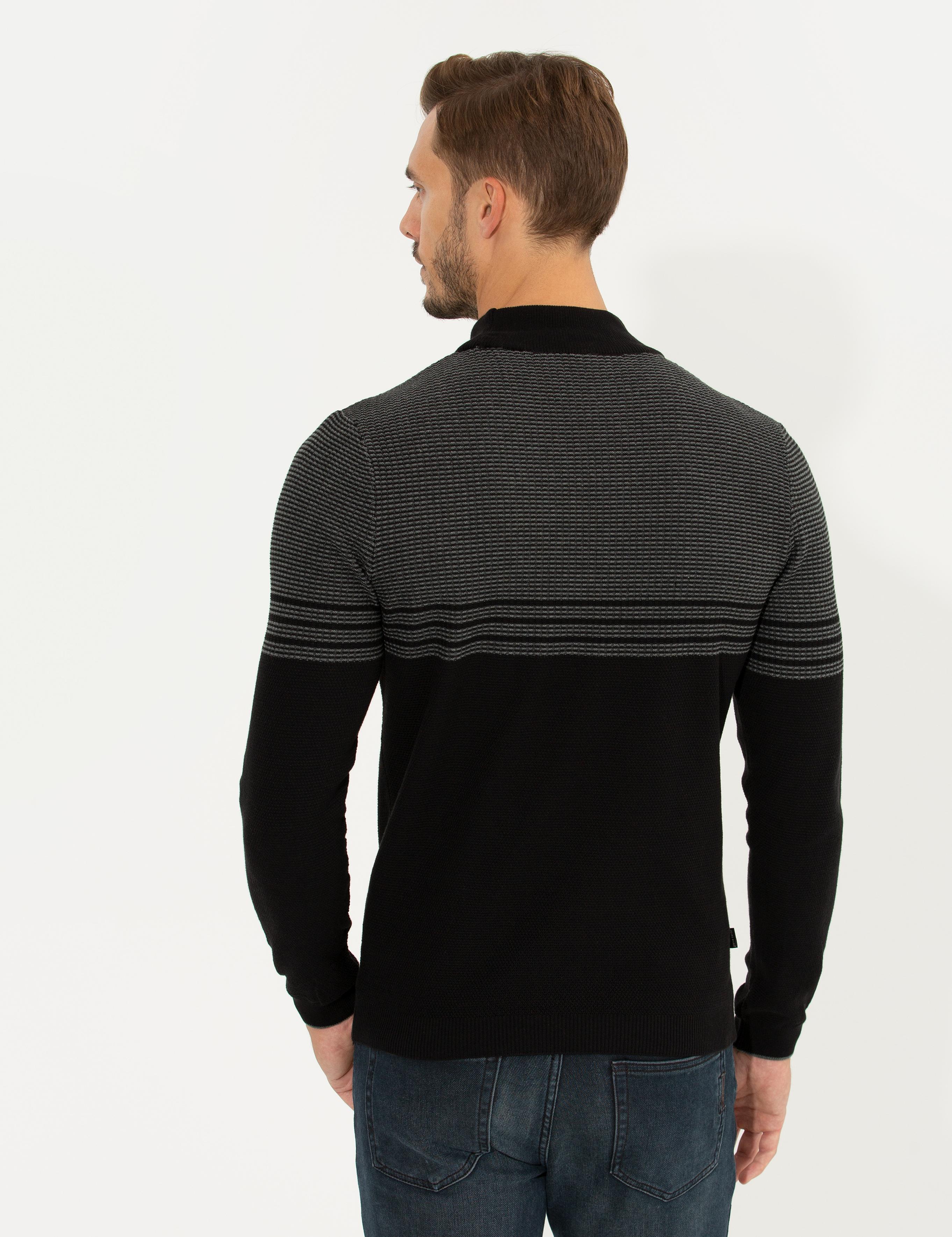 Siyah Slim Fit Yarım Balıkçı Yaka Triko Kazak