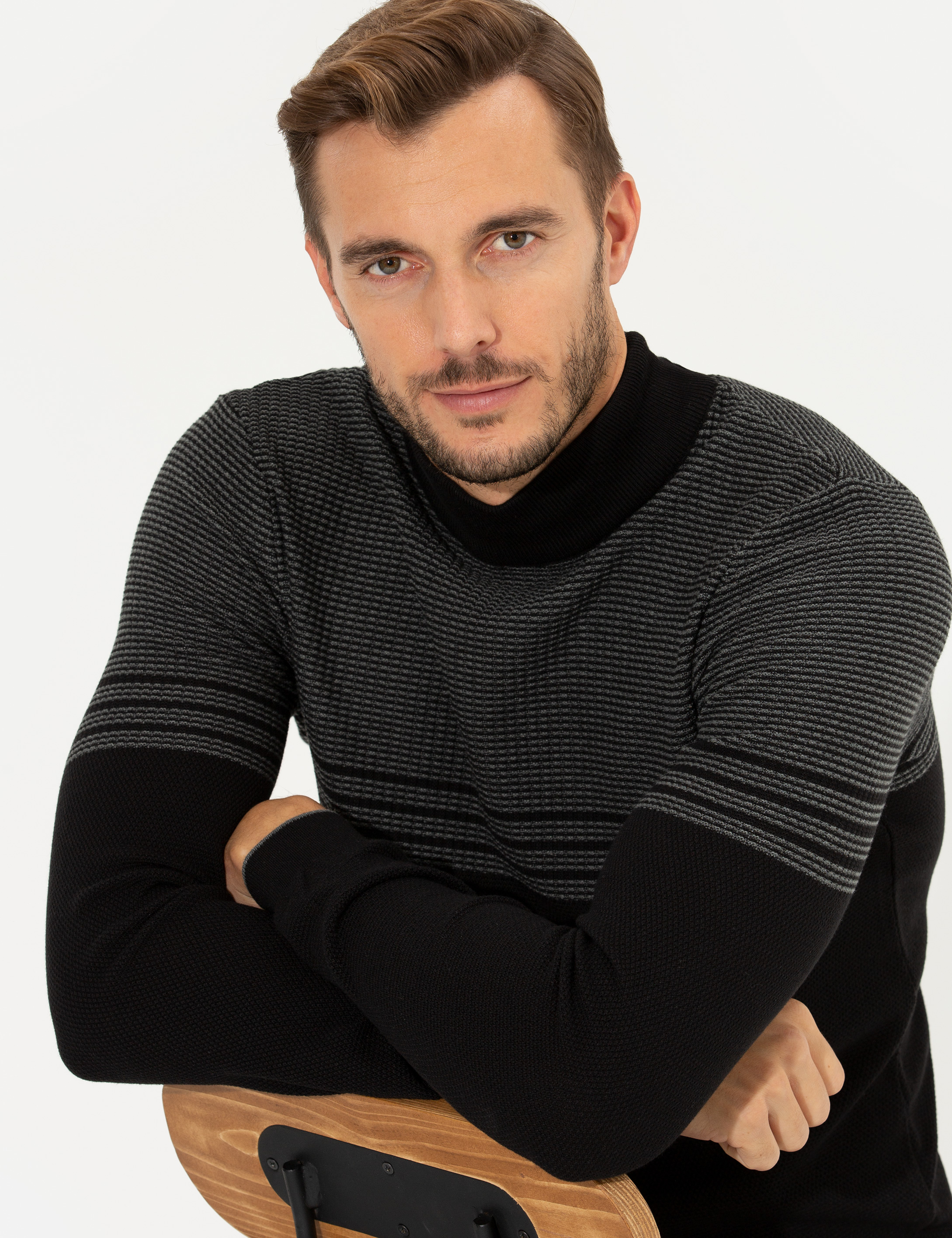 Pierre Cardin Siyah Slim Fit Yarım Balıkçı Yaka Triko Kazak görsel 2
