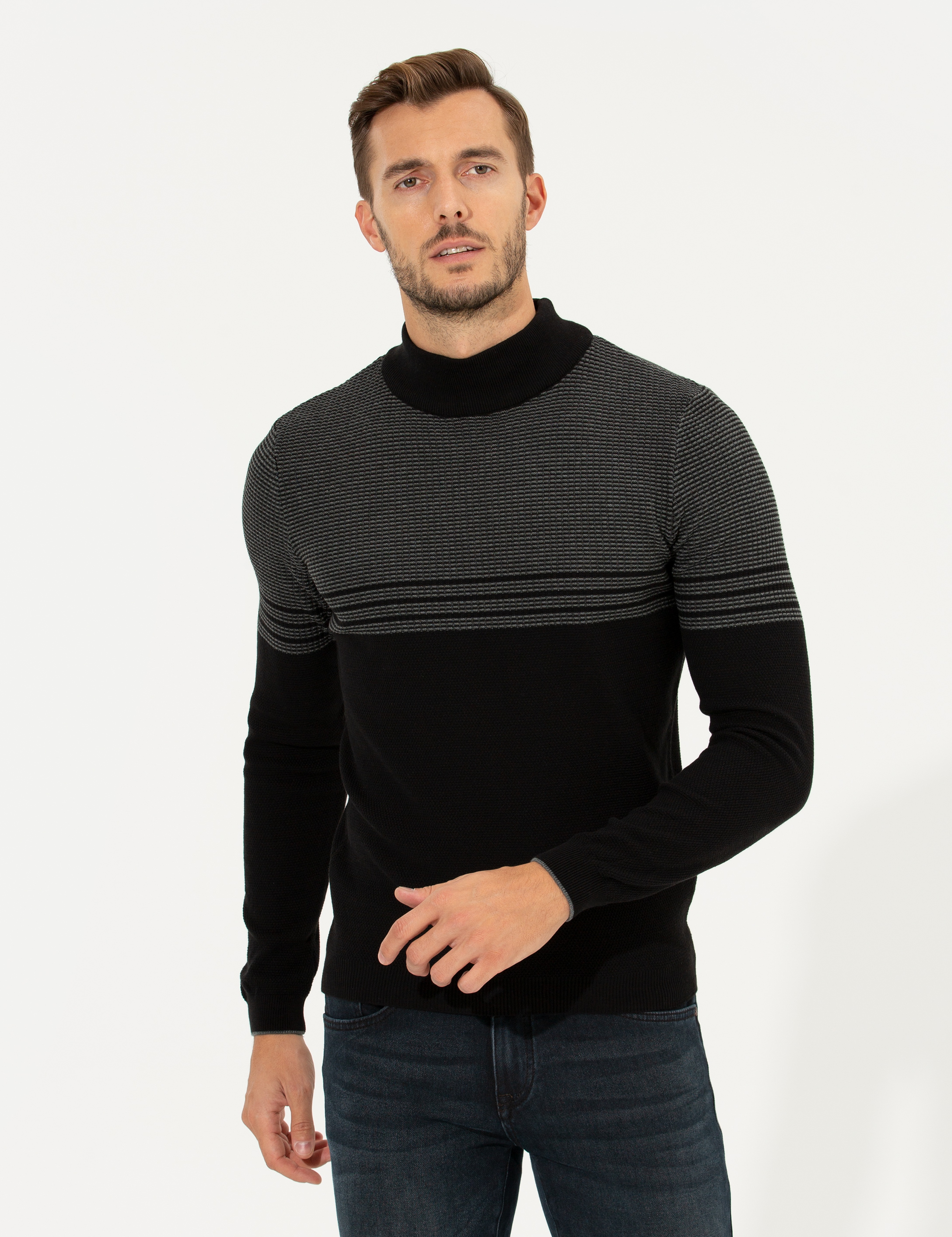 Siyah Slim Fit Yarım Balıkçı Yaka Triko Kazak - Image 4