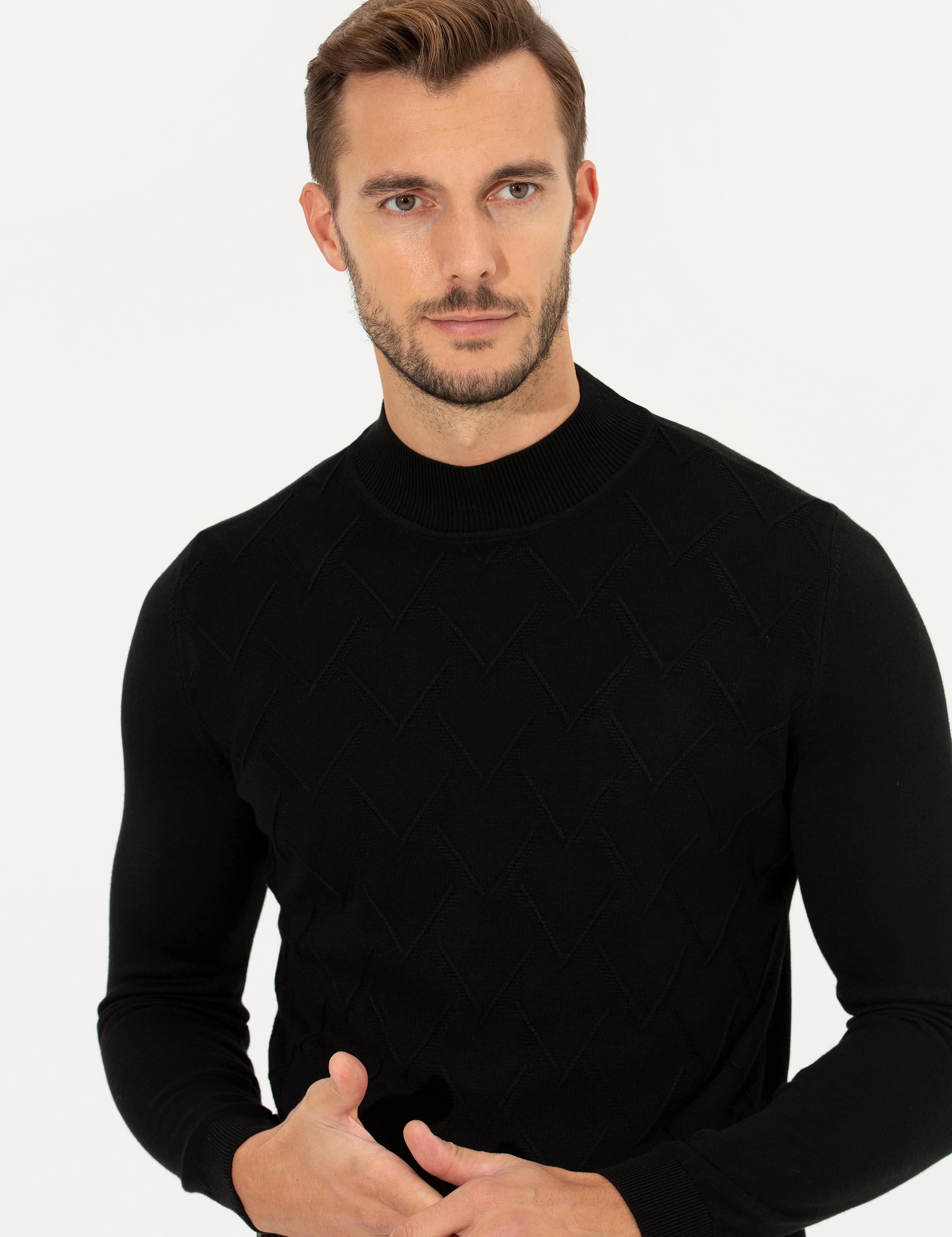 Siyah Slim Fit Balıkçı Yaka Triko Kazak