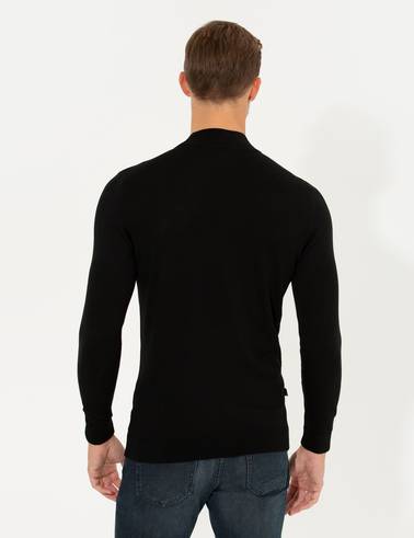 Siyah Slim Fit Balıkçı Yaka Triko Kazak