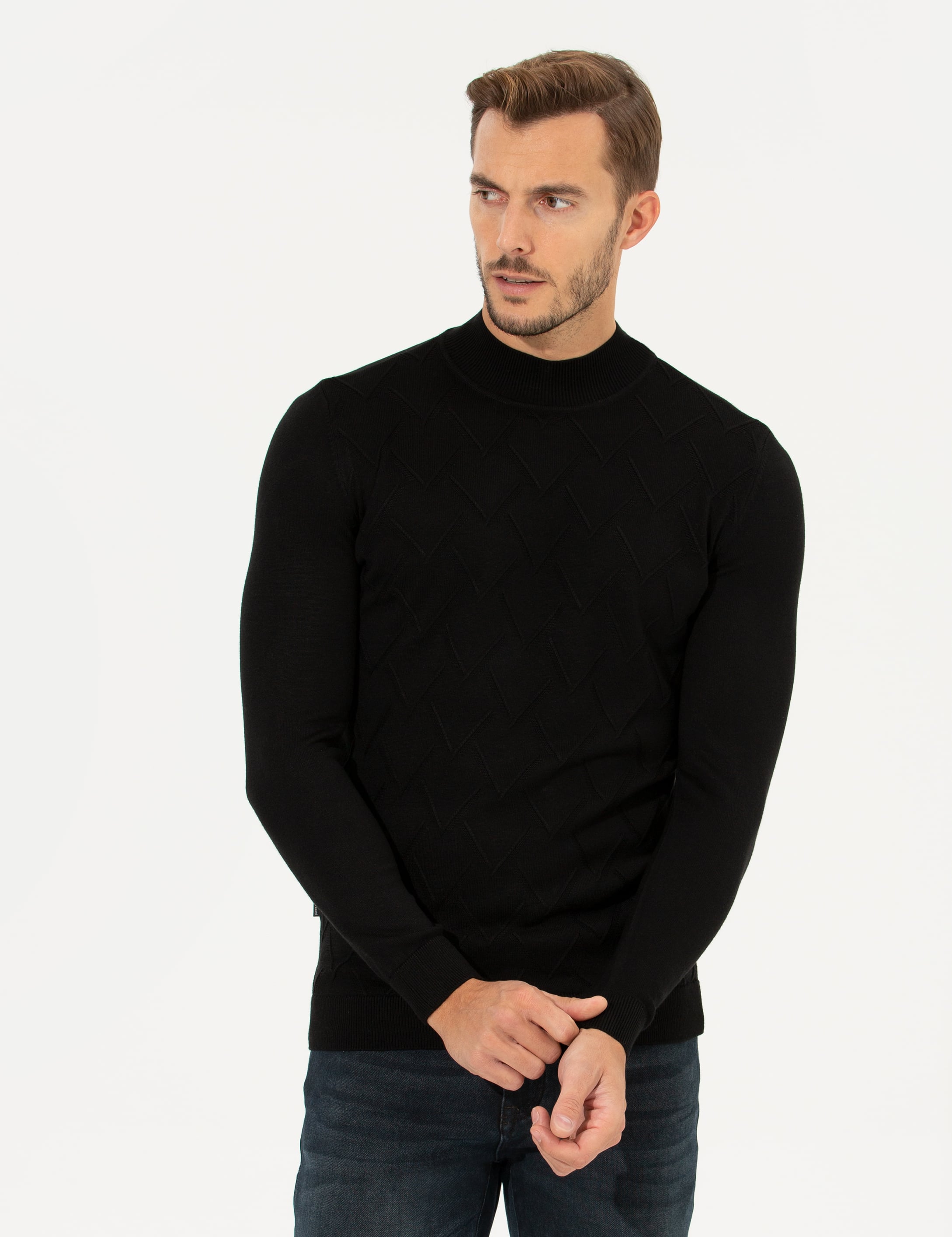 Siyah Slim Fit Balıkçı Yaka Triko Kazak - Image 3