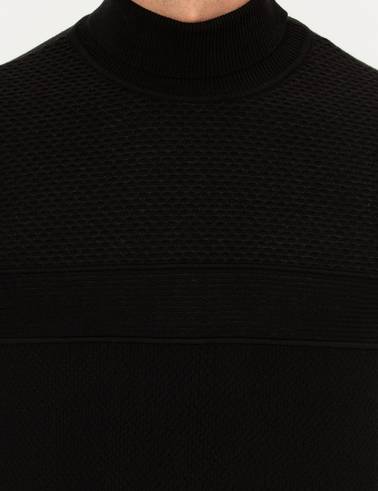 Siyah Slim Fit Balıkçı Yaka Triko Kazak