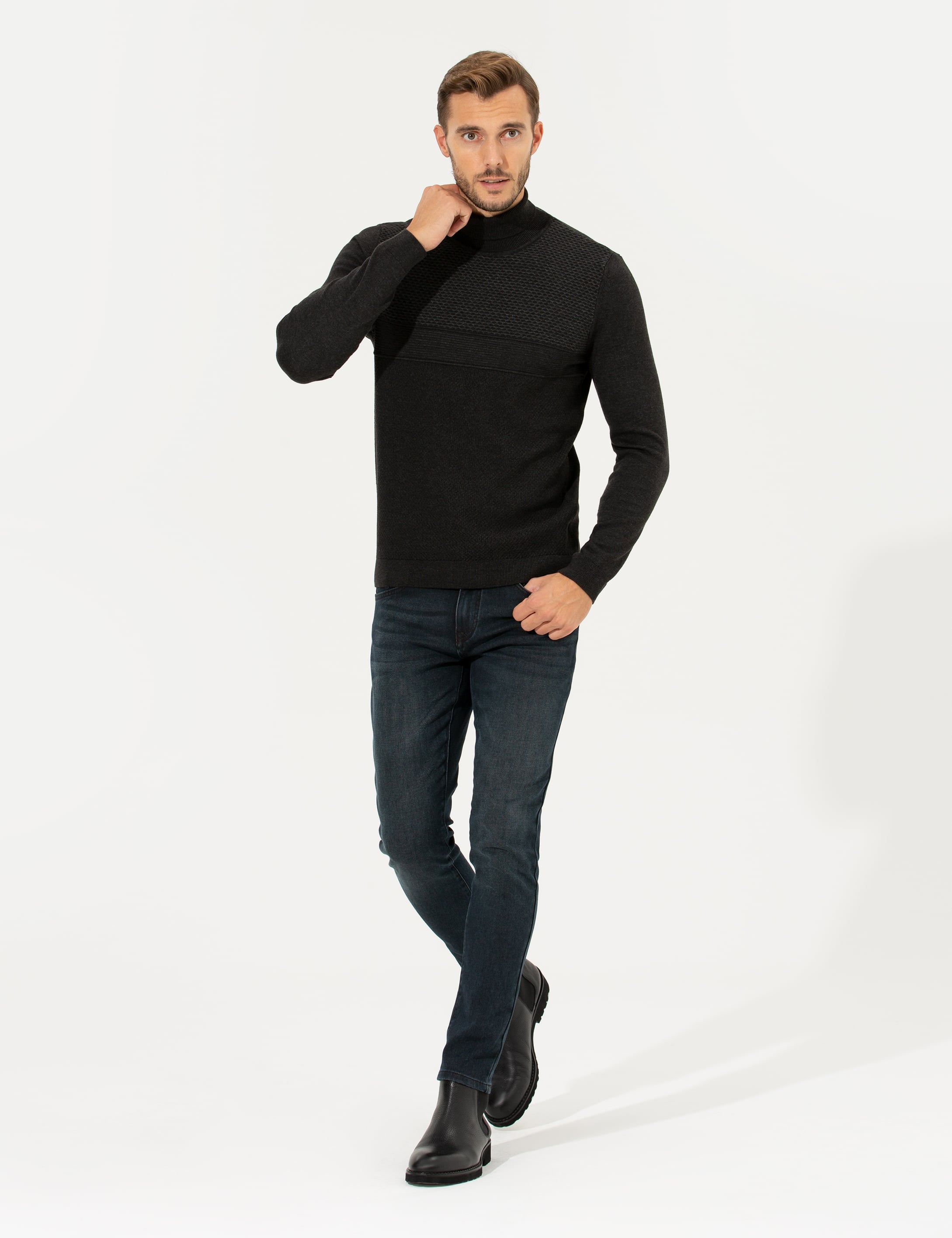 Antrasit Slim Fit Balıkçı Yaka Triko Kazak