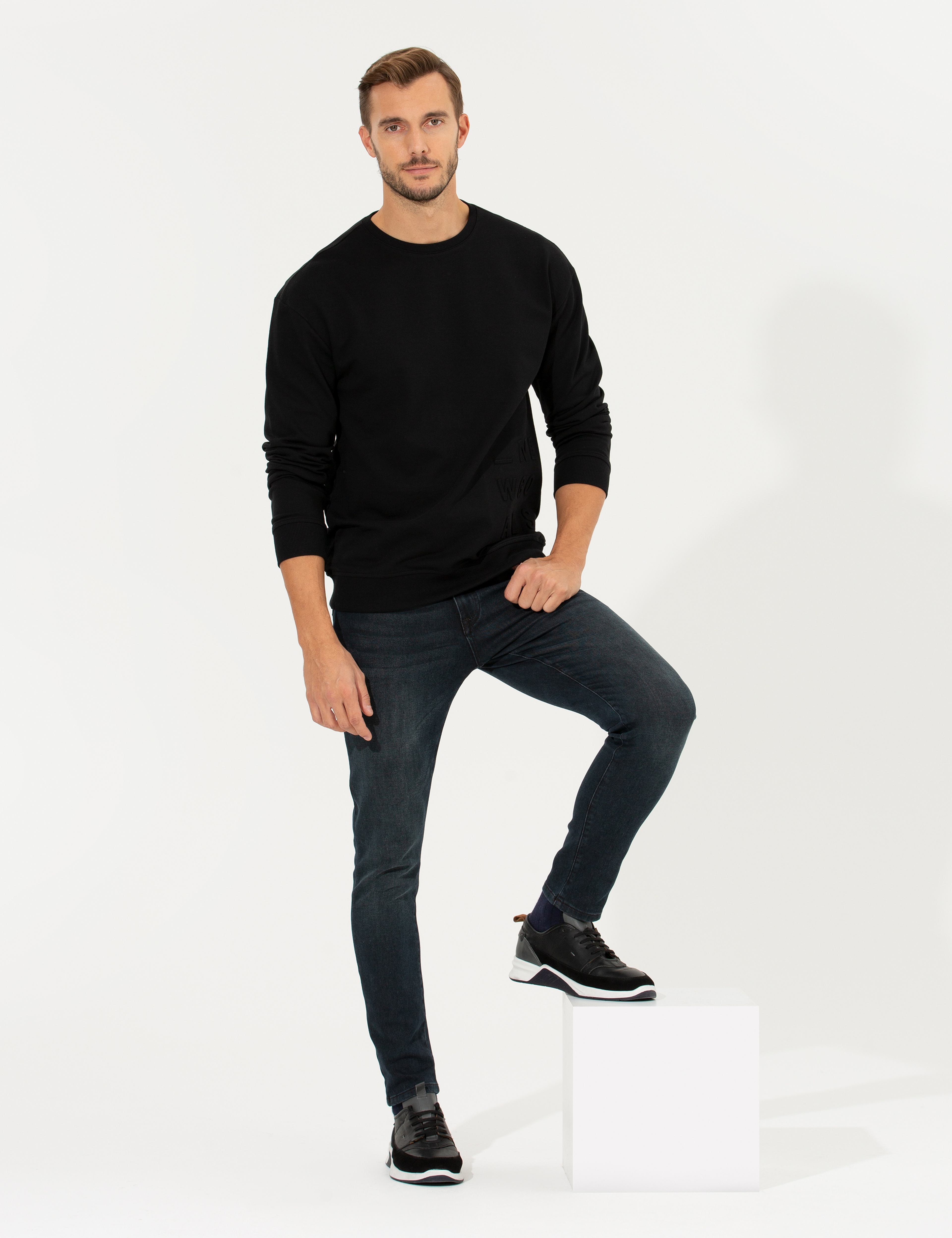 Siyah Sweatshirt - Image 4