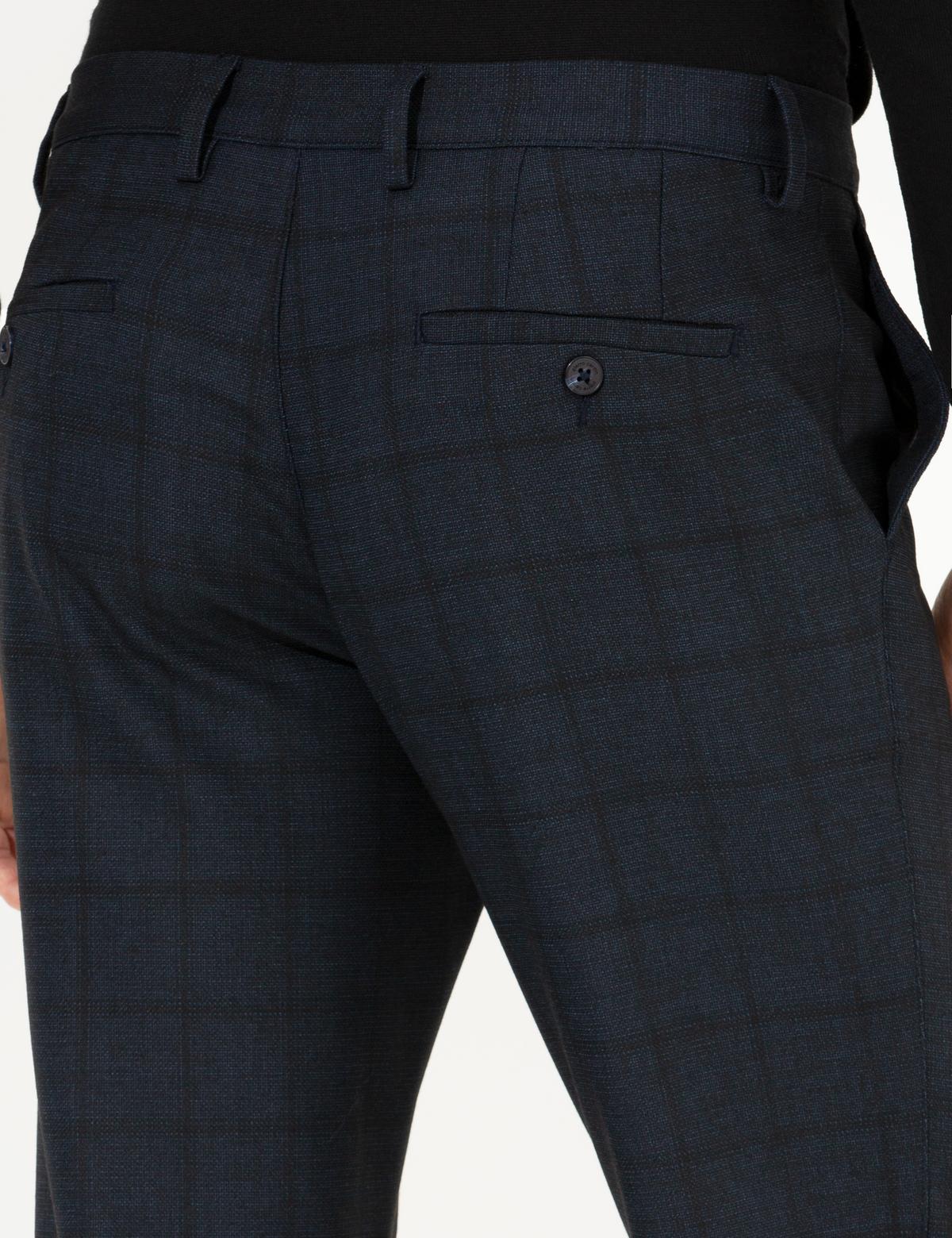 Siyah Regular Fit Yarım Balıkçı Yaka Basic Triko Kazak - 50236754010