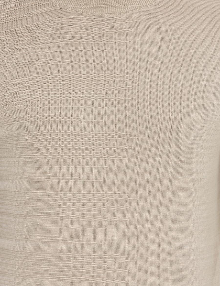 Kum Melanj Slim Fit Yarım Balıkçı Yaka Triko Kazak