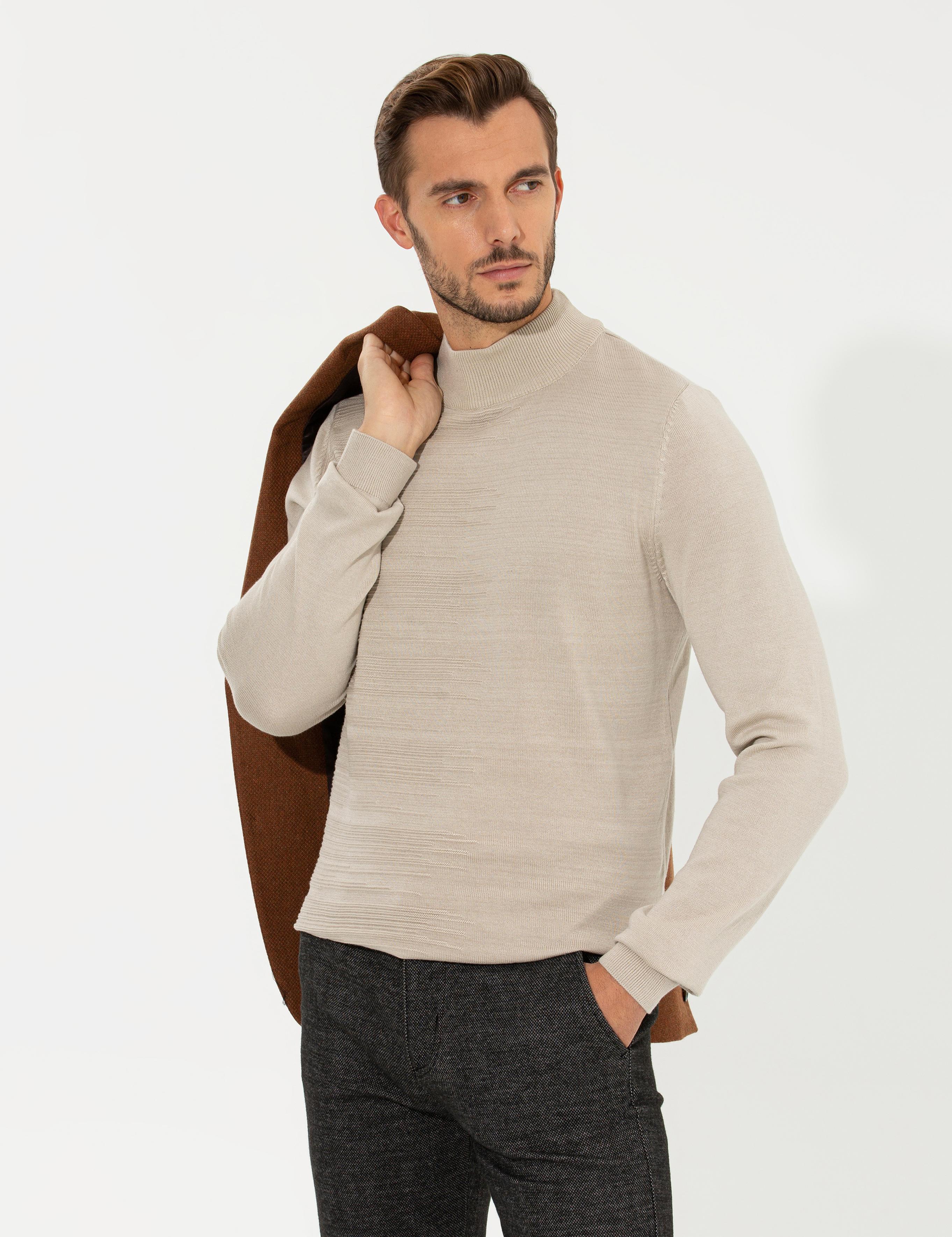 Kum Melanj Slim Fit Yarım Balıkçı Yaka Triko Kazak