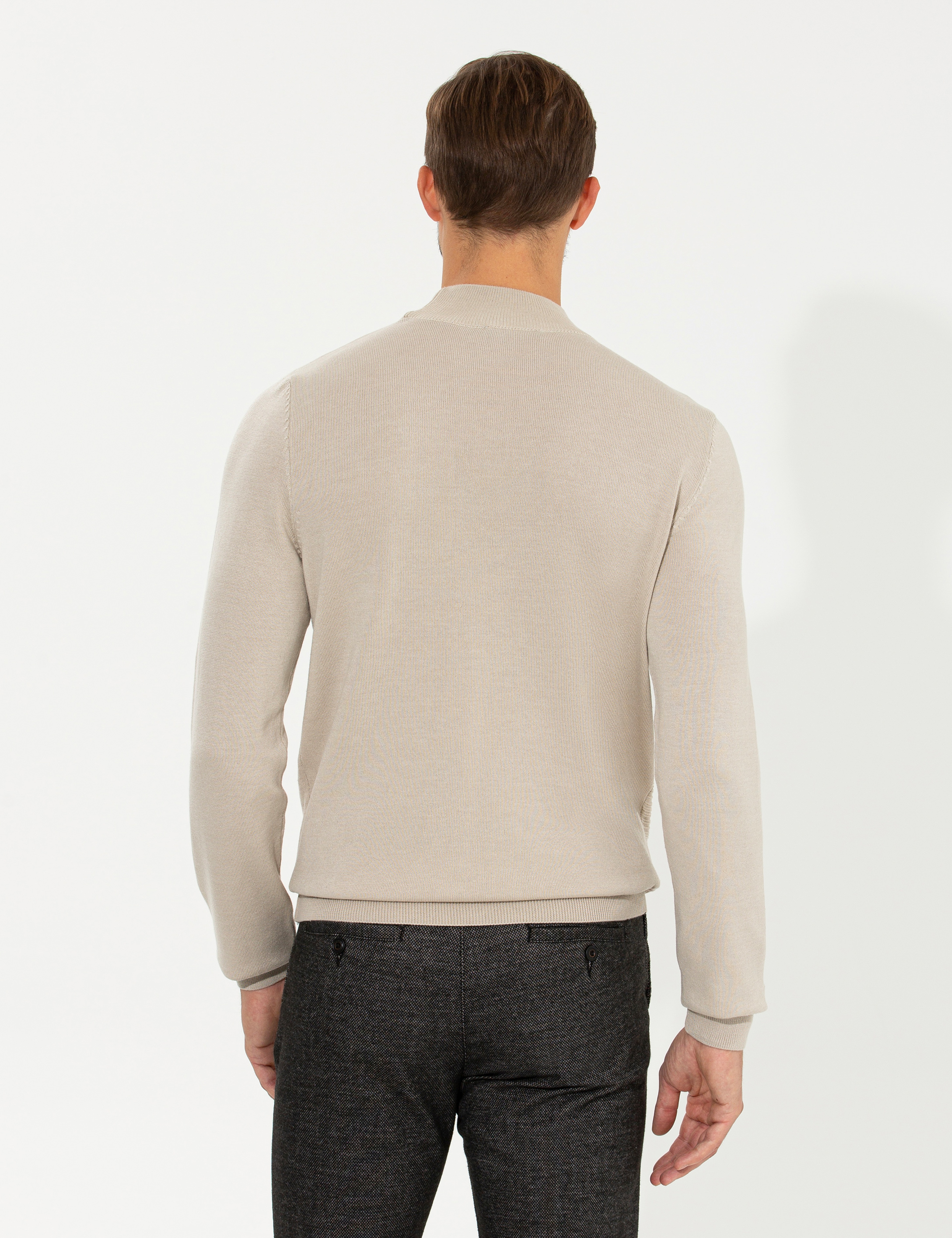 Kum Melanj Slim Fit Yarım Balıkçı Yaka Triko Kazak