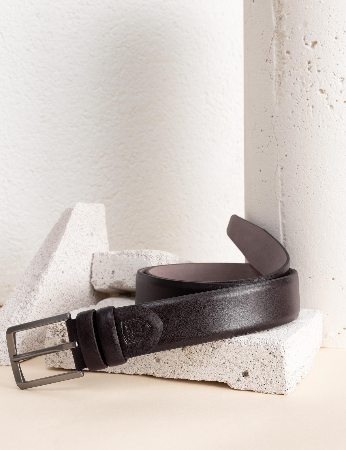 Kahverengi Takım Elbise Kemeri