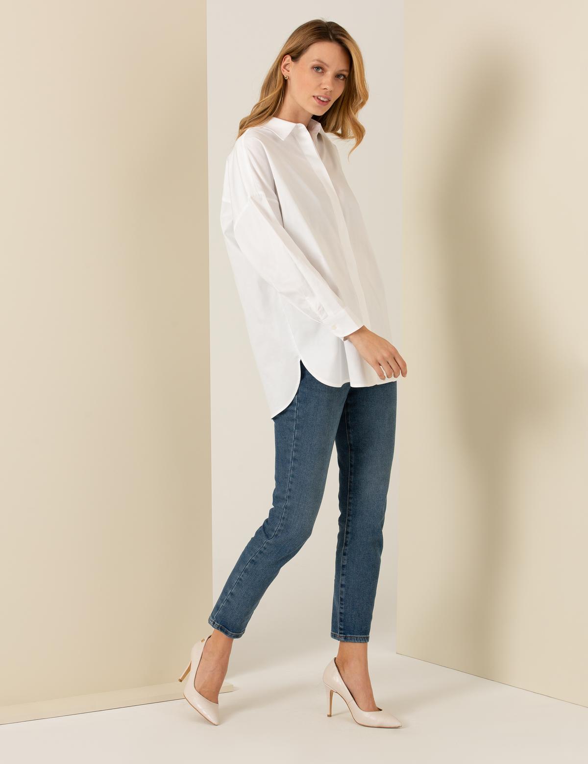 Beyaz Oversize Uzun Kollu Gömlek - 50262737012