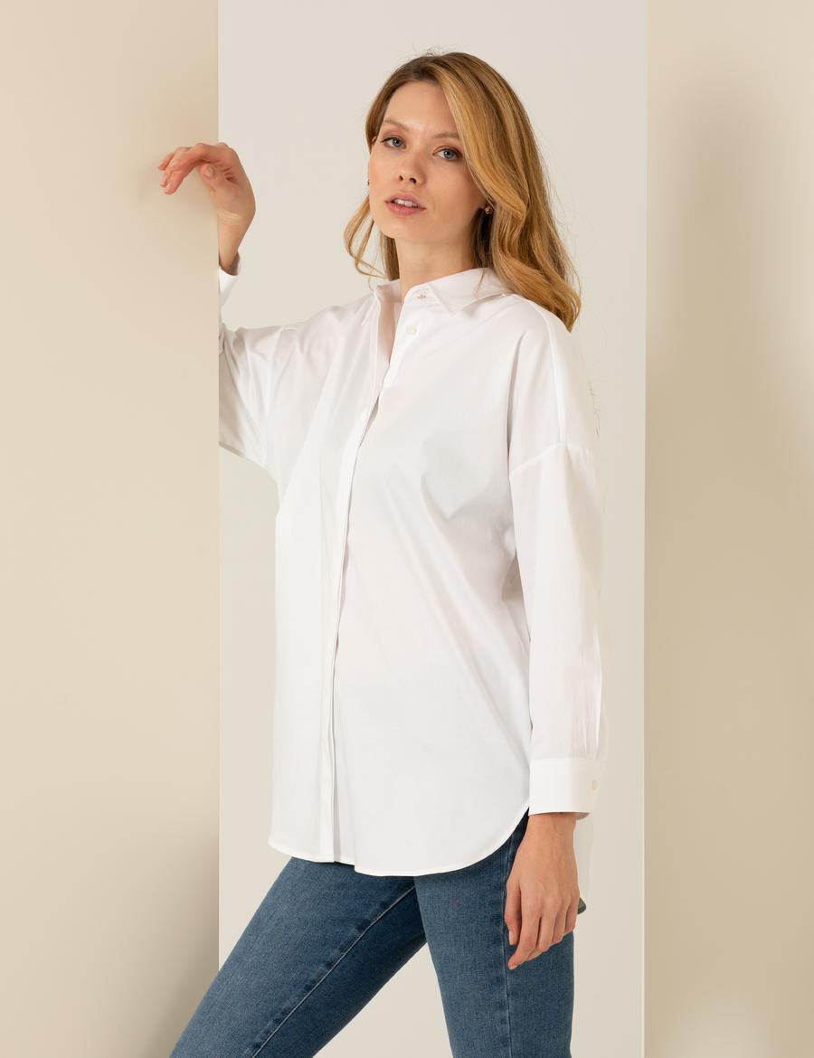 Beyaz Oversize Uzun Kollu Gömlek