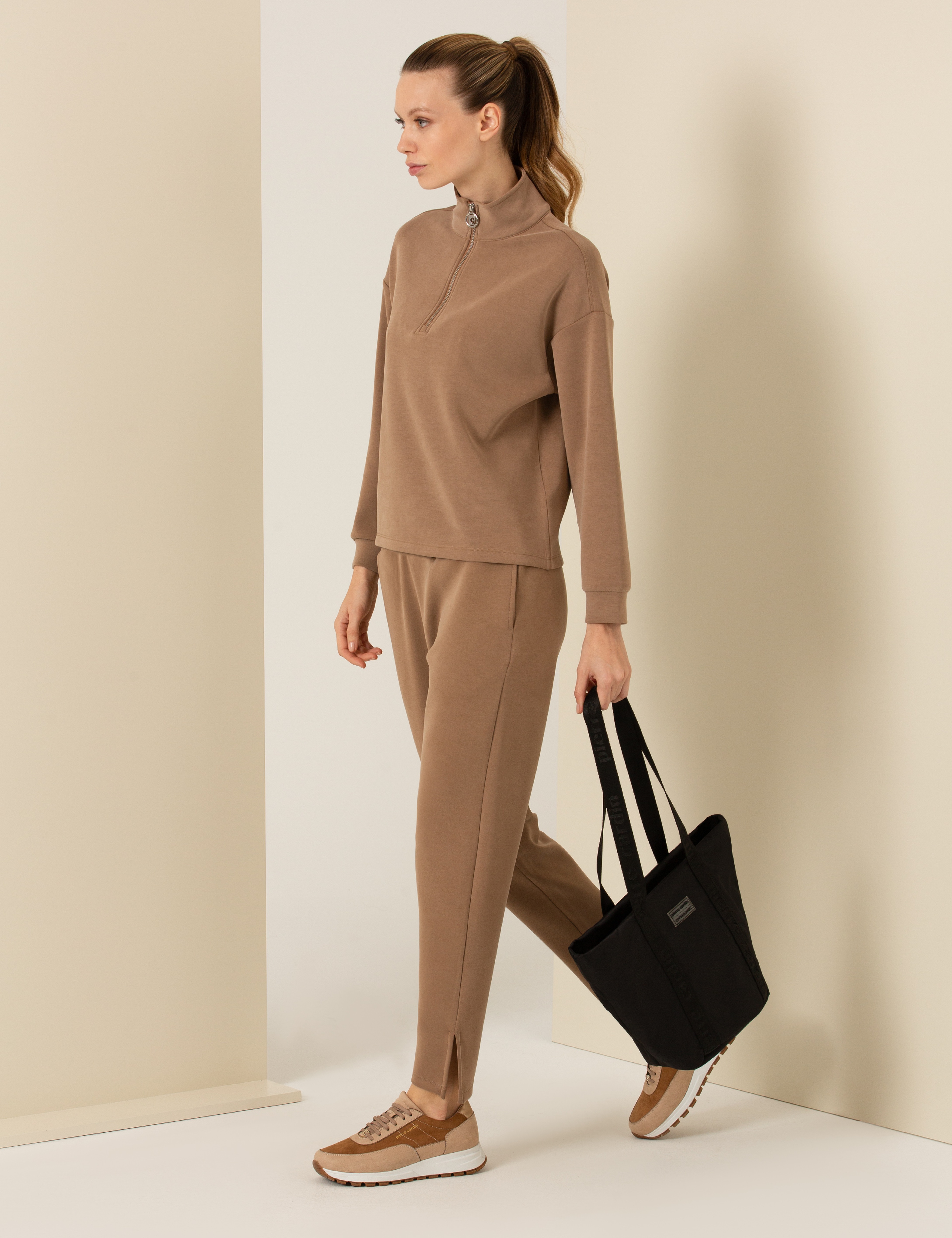 Coconut Slim Fit Eşofman Altı - Image 1