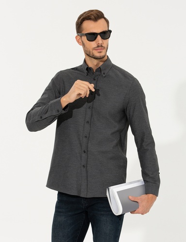 Siyah Regular Fit Uzun Kollu Gömlek