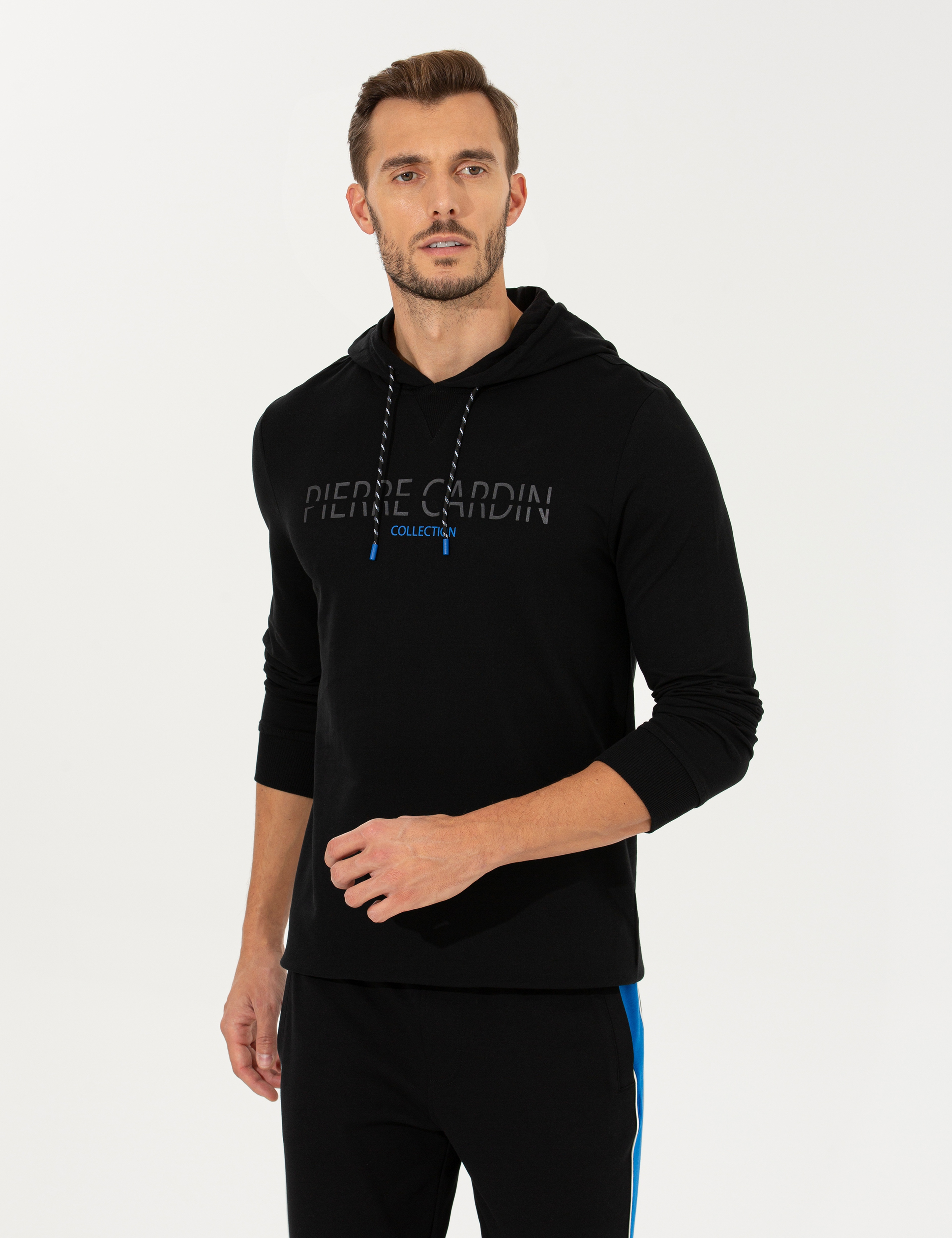 Siyah Kapüşonlu Sweatshirt
