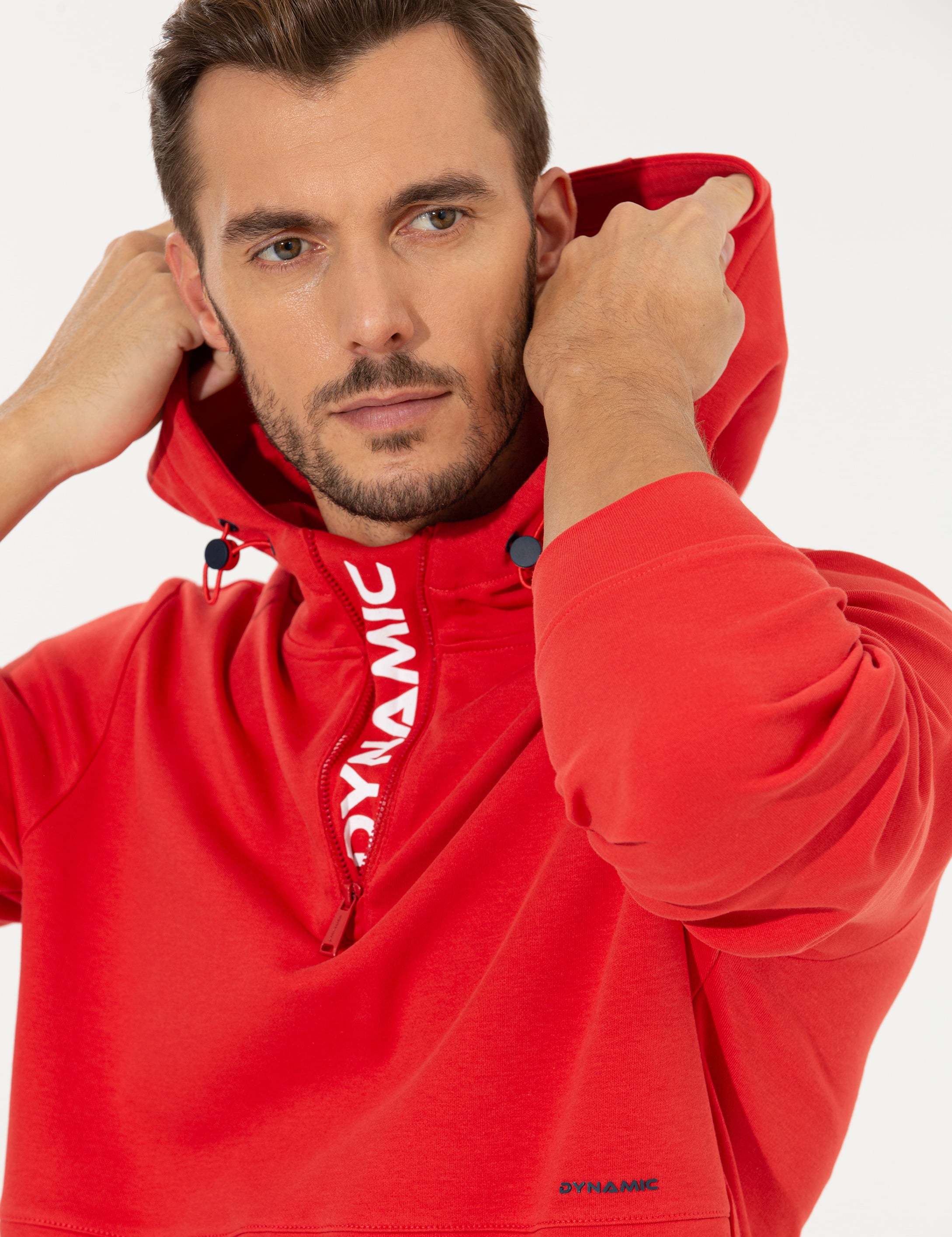 Kırmızı Kapüşonlu Sweatshirt