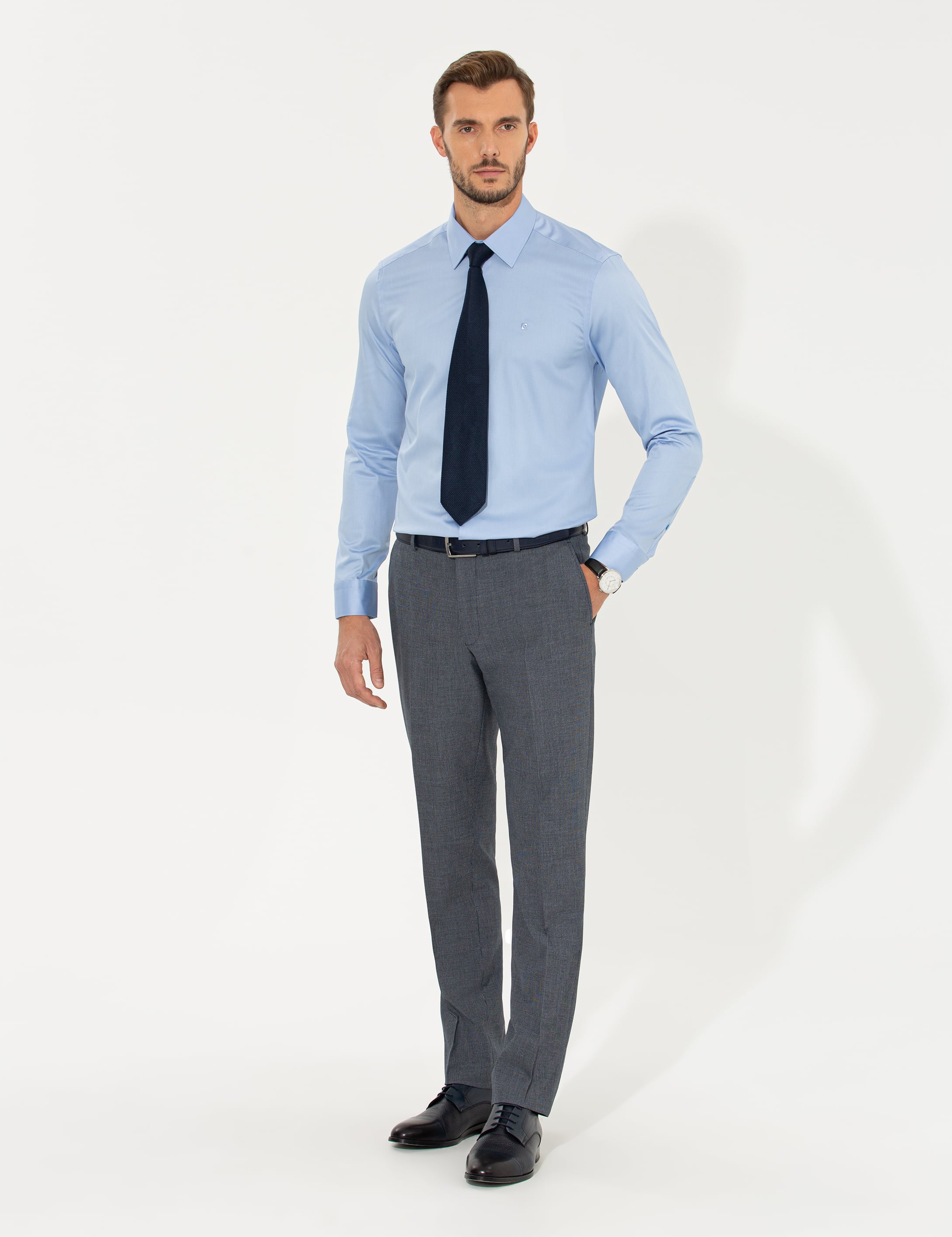 Koyu Mavi Slim Fit Uzun Kollu Klasik Gömlek
