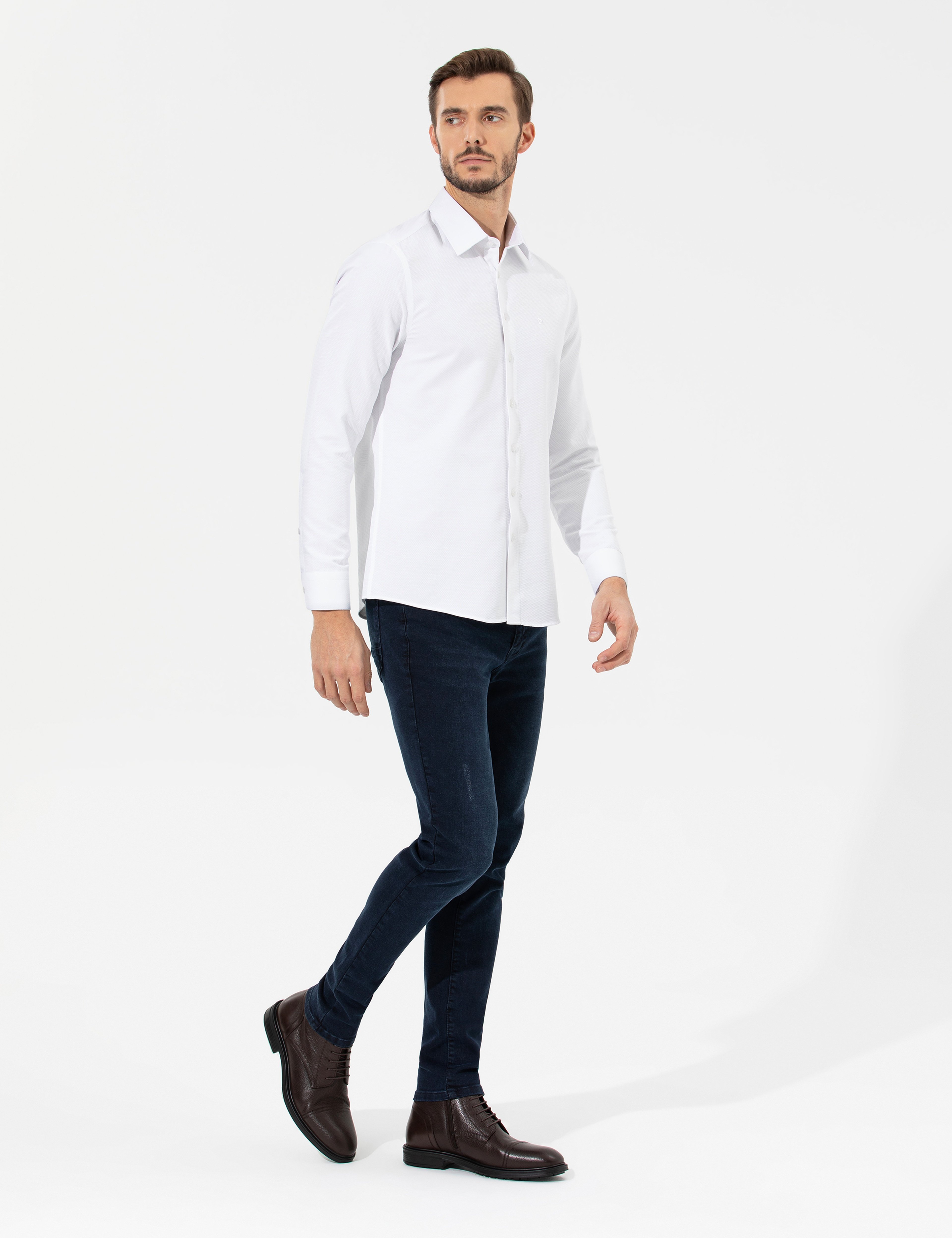 Beyaz Slim Fit Uzun Kollu Gömlek - Image 4