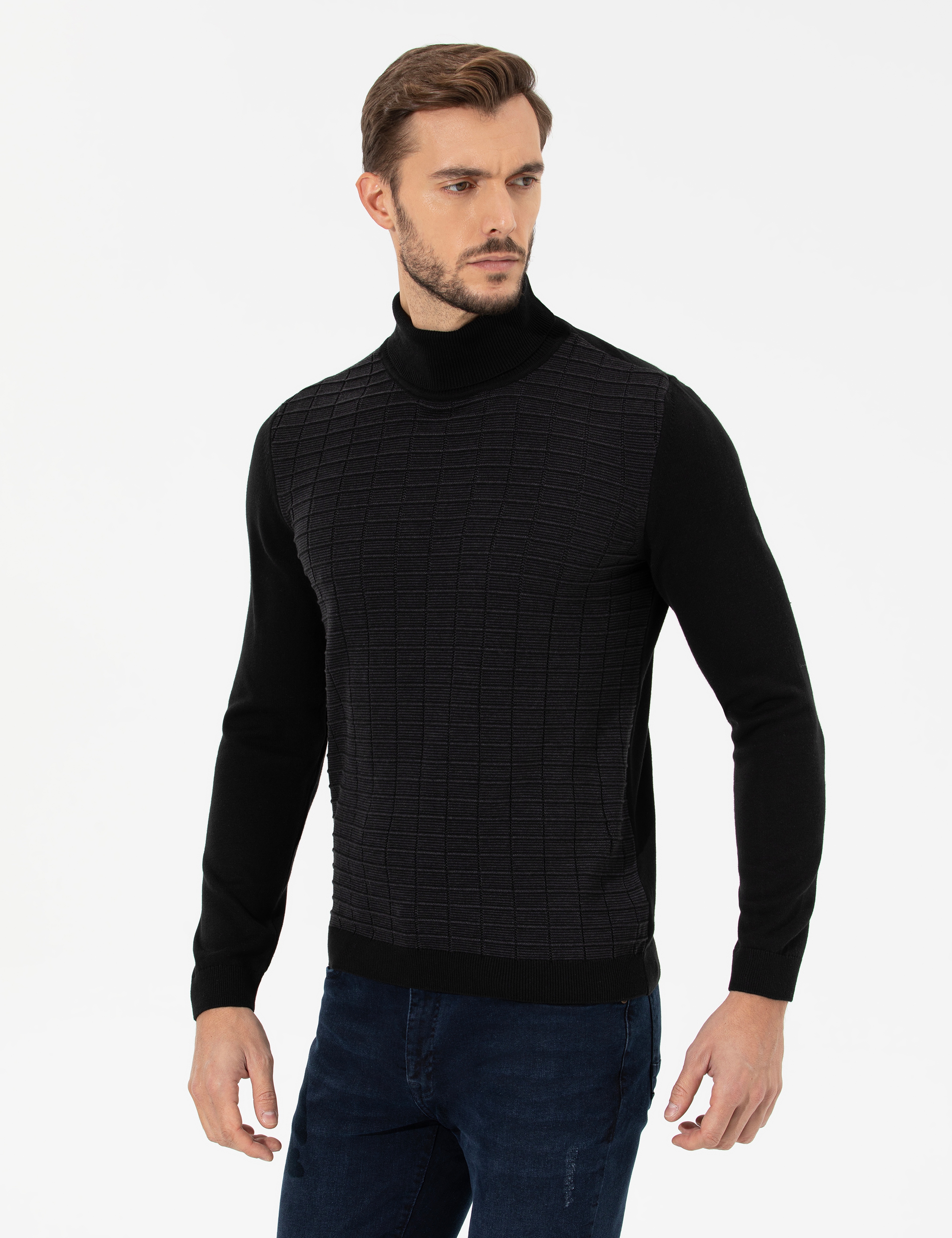 Siyah Slim Fit Balıkçı Yaka Triko Kazak