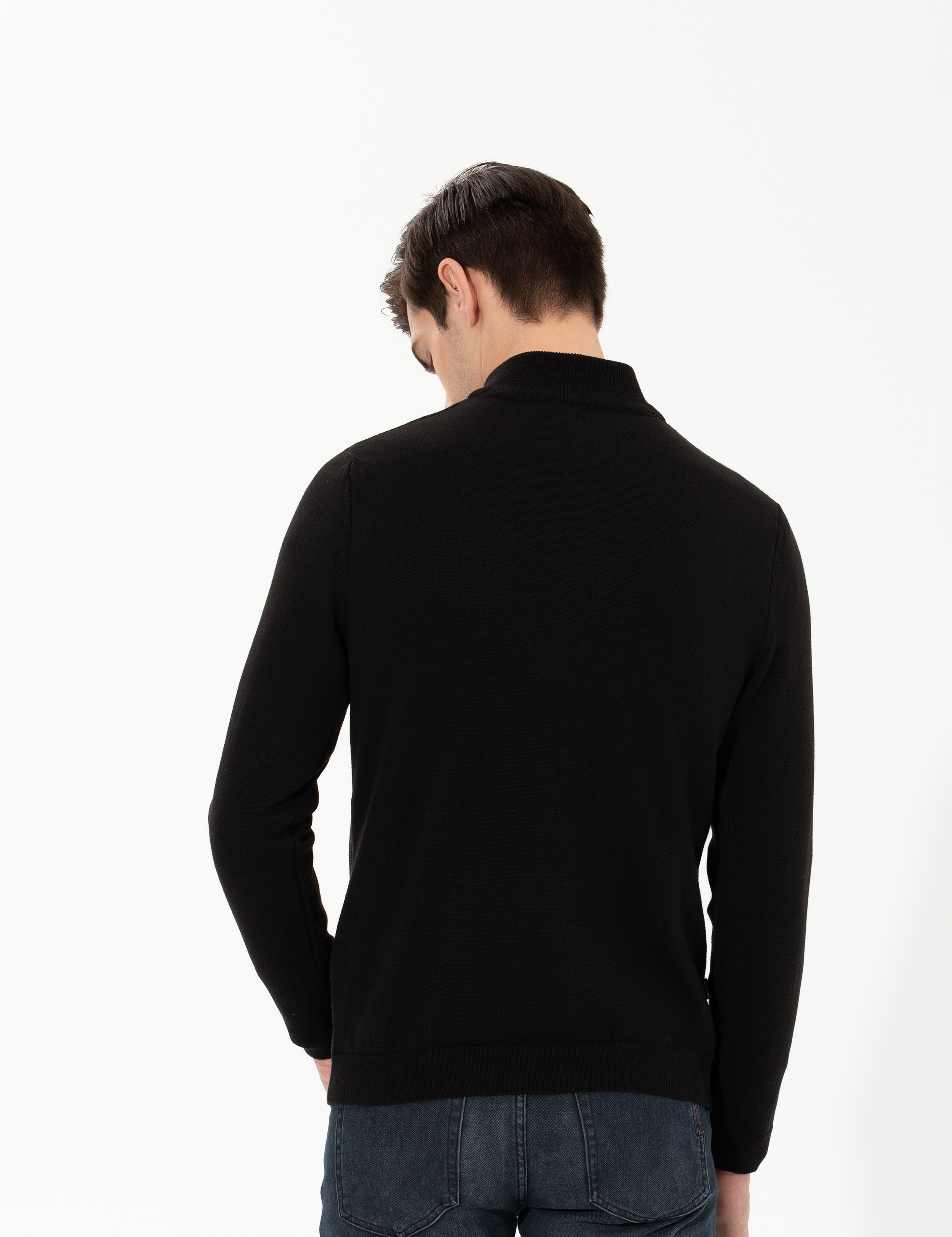 Siyah Slim Fit Fermuarlı Dik Yaka Triko Kazak - Image 5