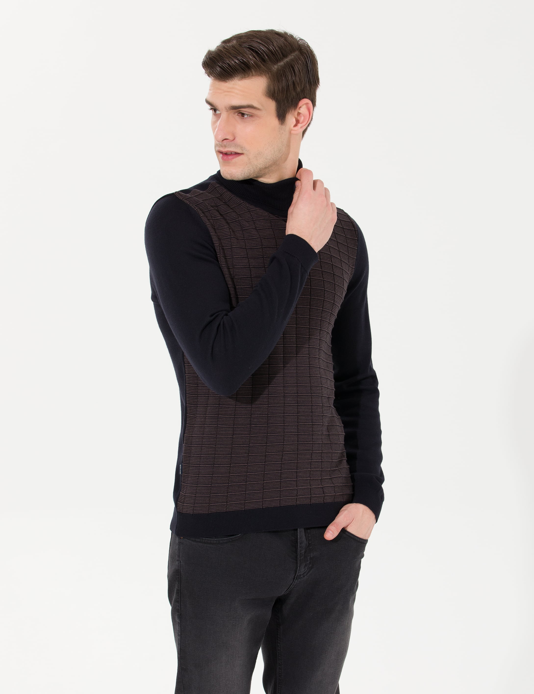 Lacivert Slim Fit Balıkçı Yaka Triko Kazak