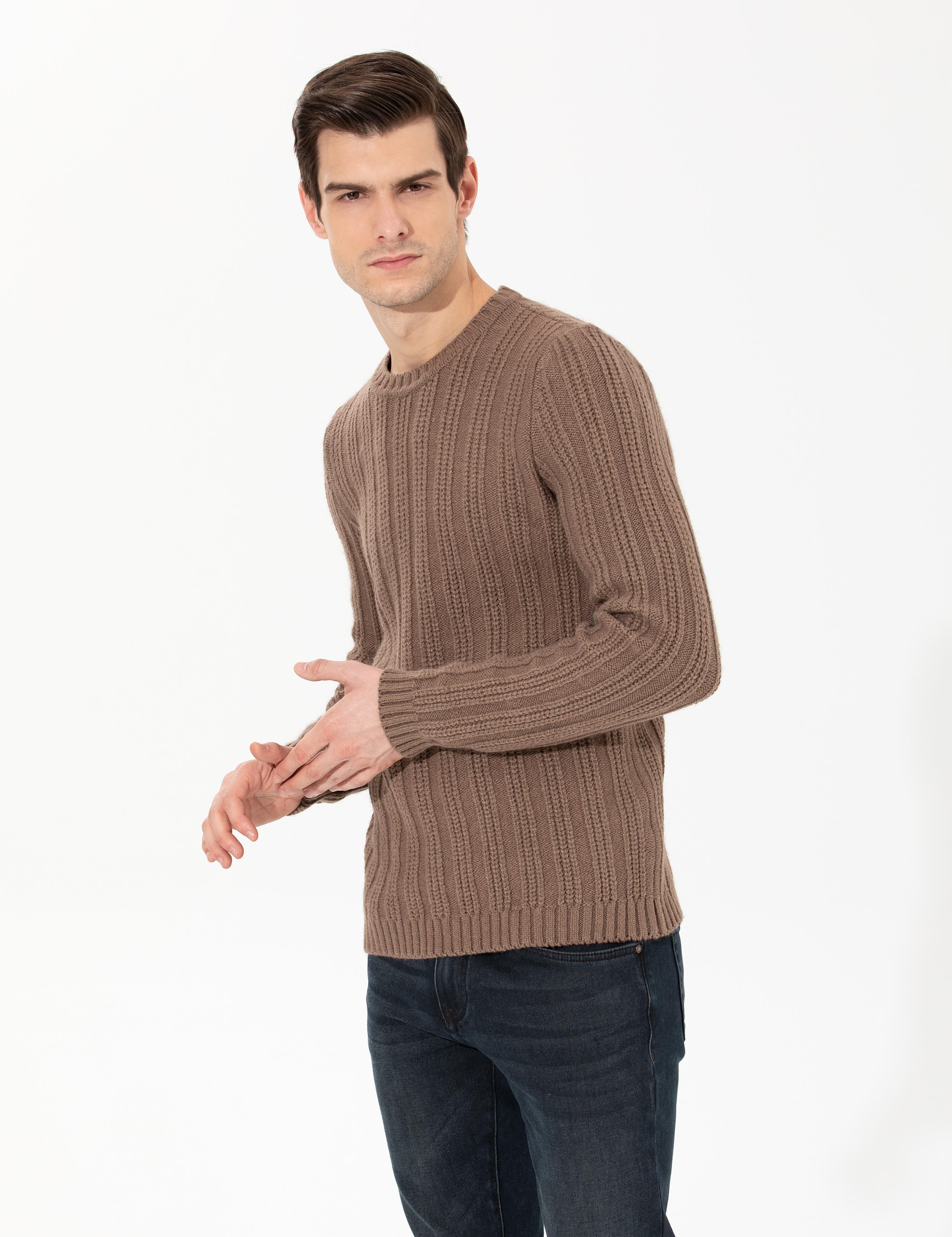 Açık Kahverengi Slim Fit Bisiklet Yaka Triko Kazak