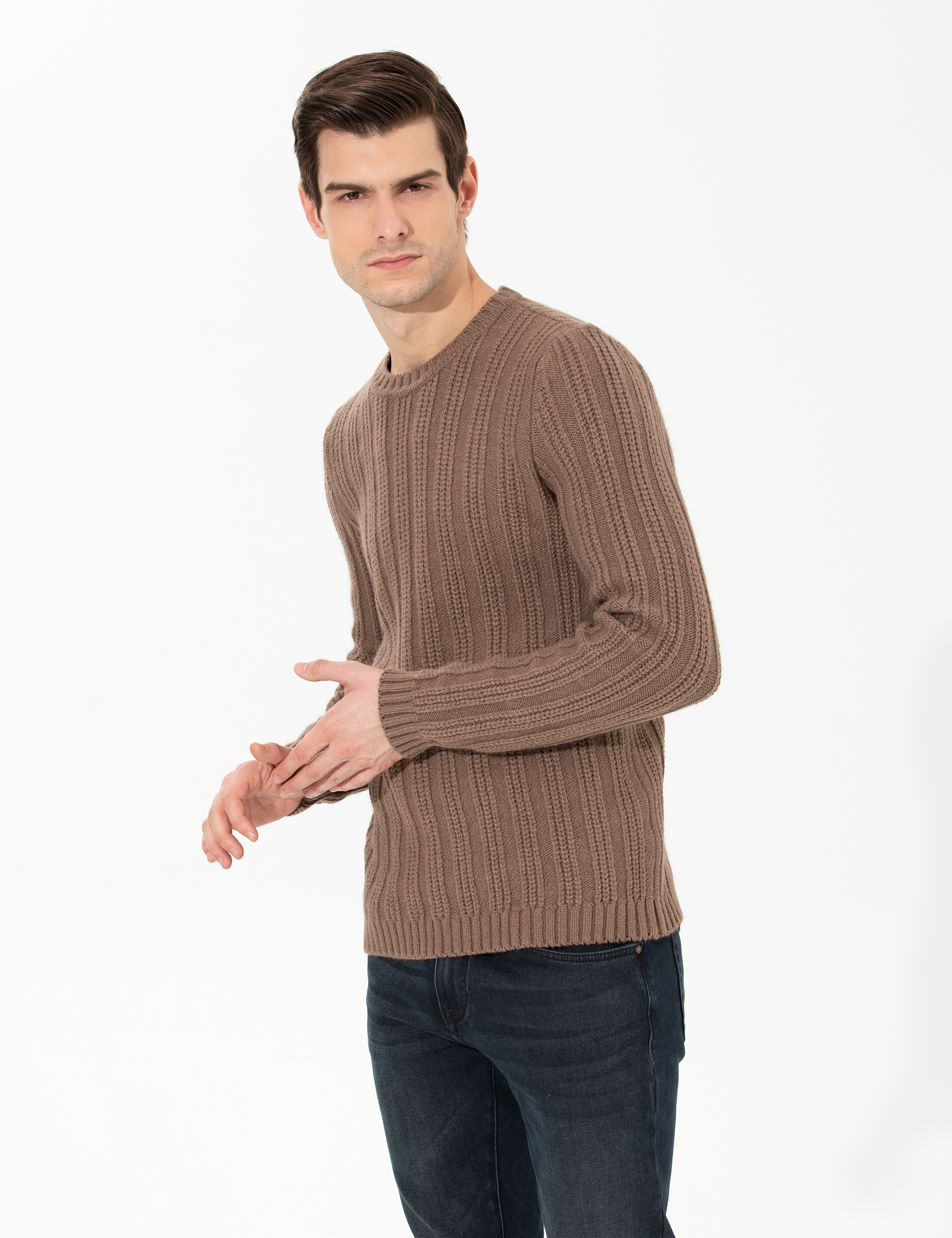 Açık Kahverengi Slim Fit Bisiklet Yaka Triko Kazak