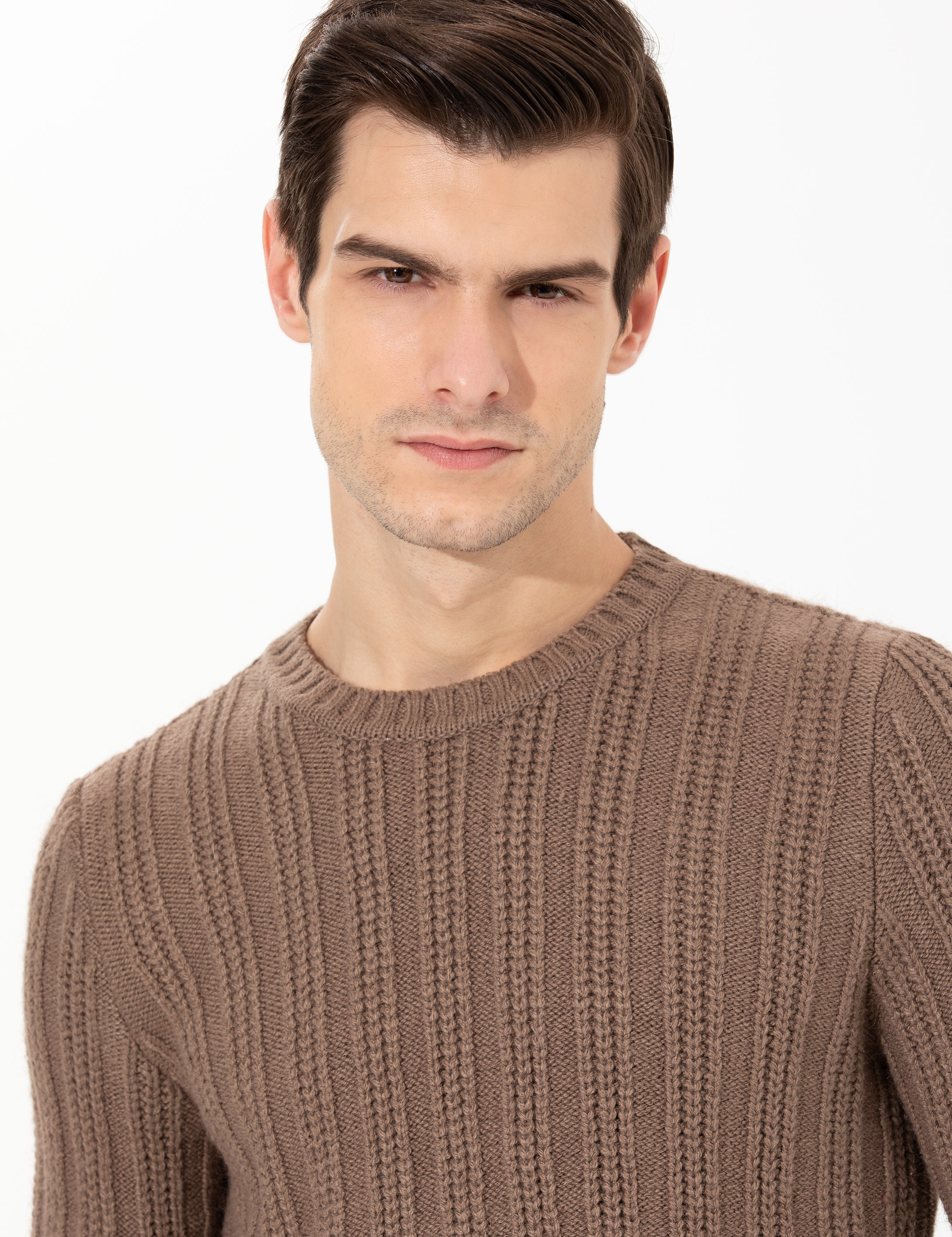 Açık Kahverengi Slim Fit Bisiklet Yaka Triko Kazak