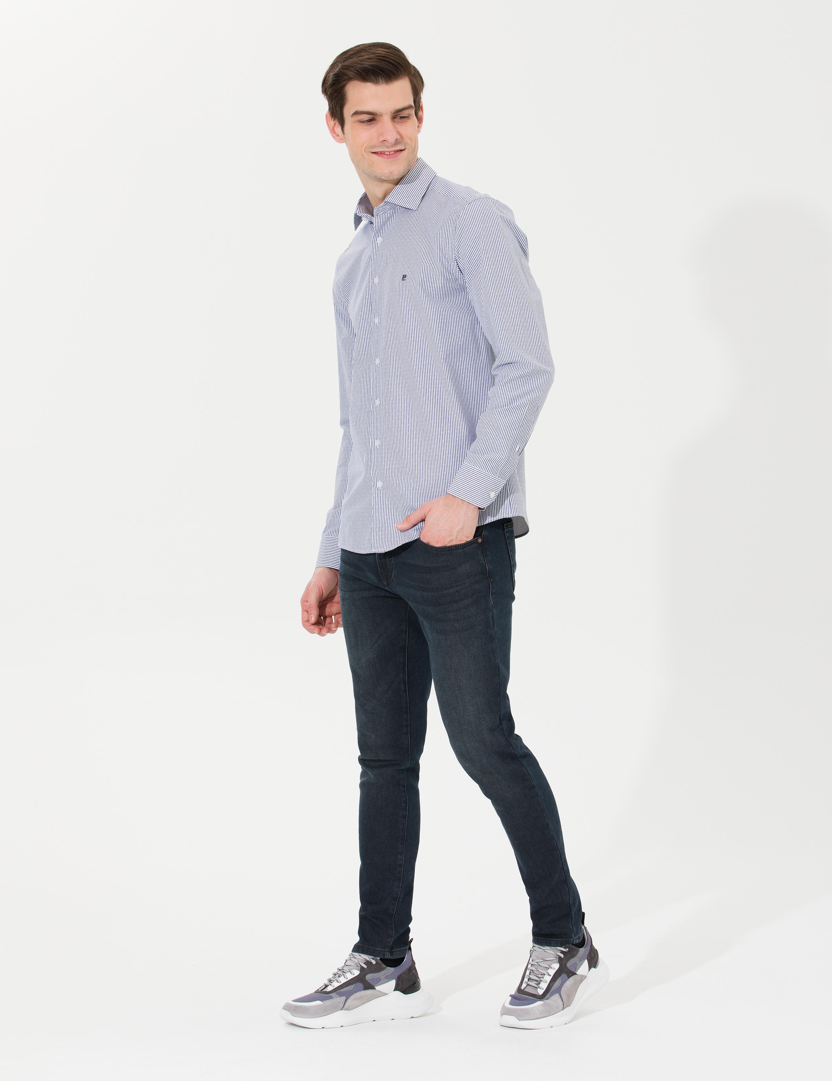 Lacivert Slim Fit Uzun Kollu Gömlek