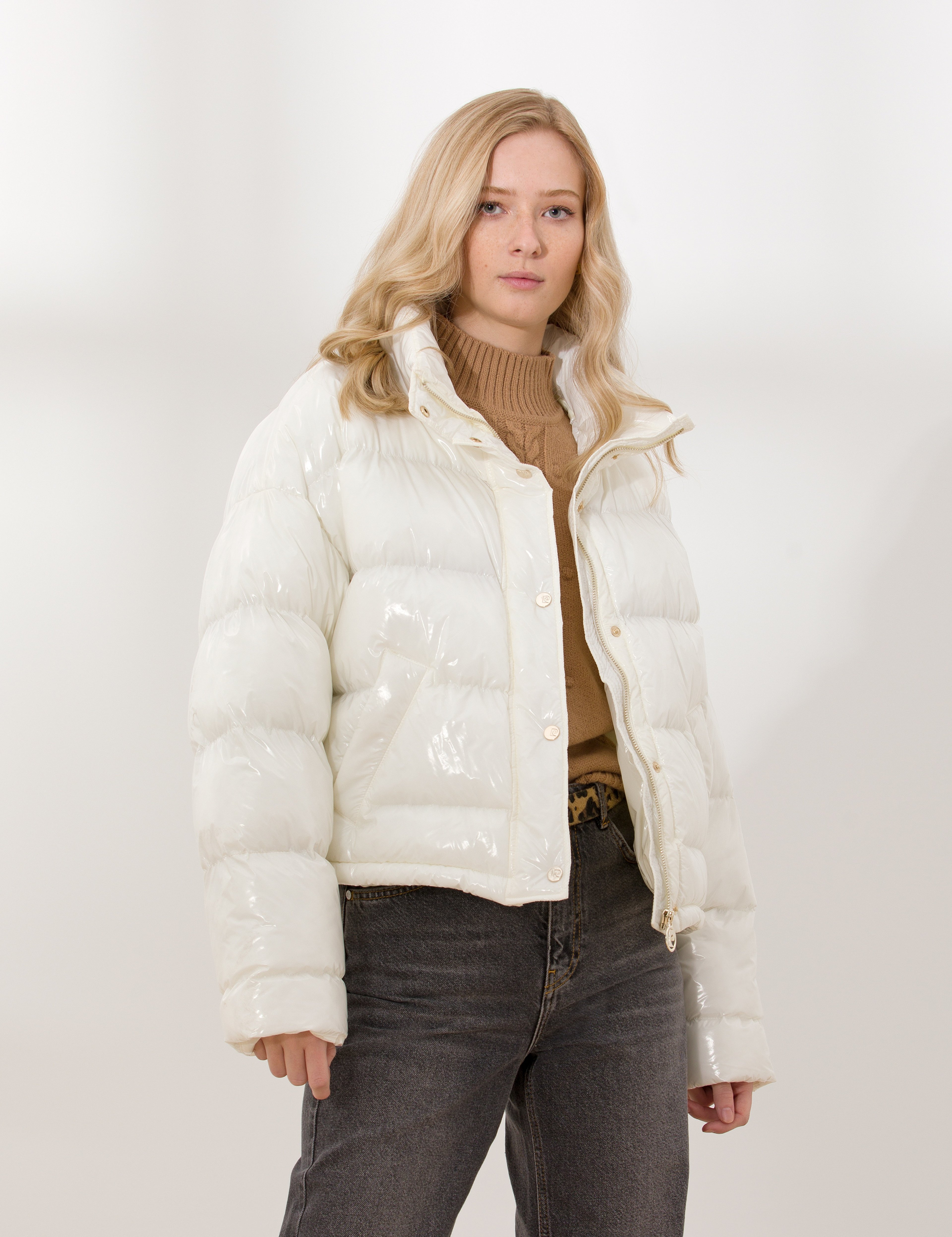 Beyaz Crop Top Mont - Image 1