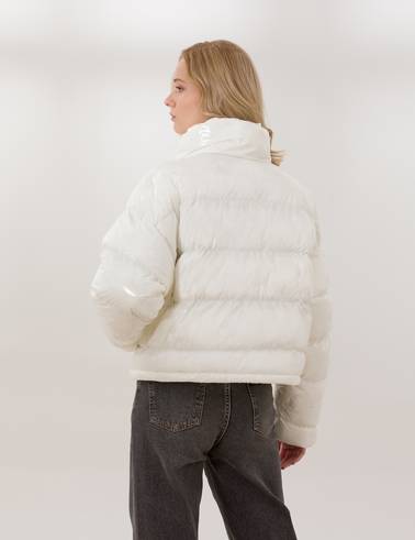 Beyaz Crop Top Mont