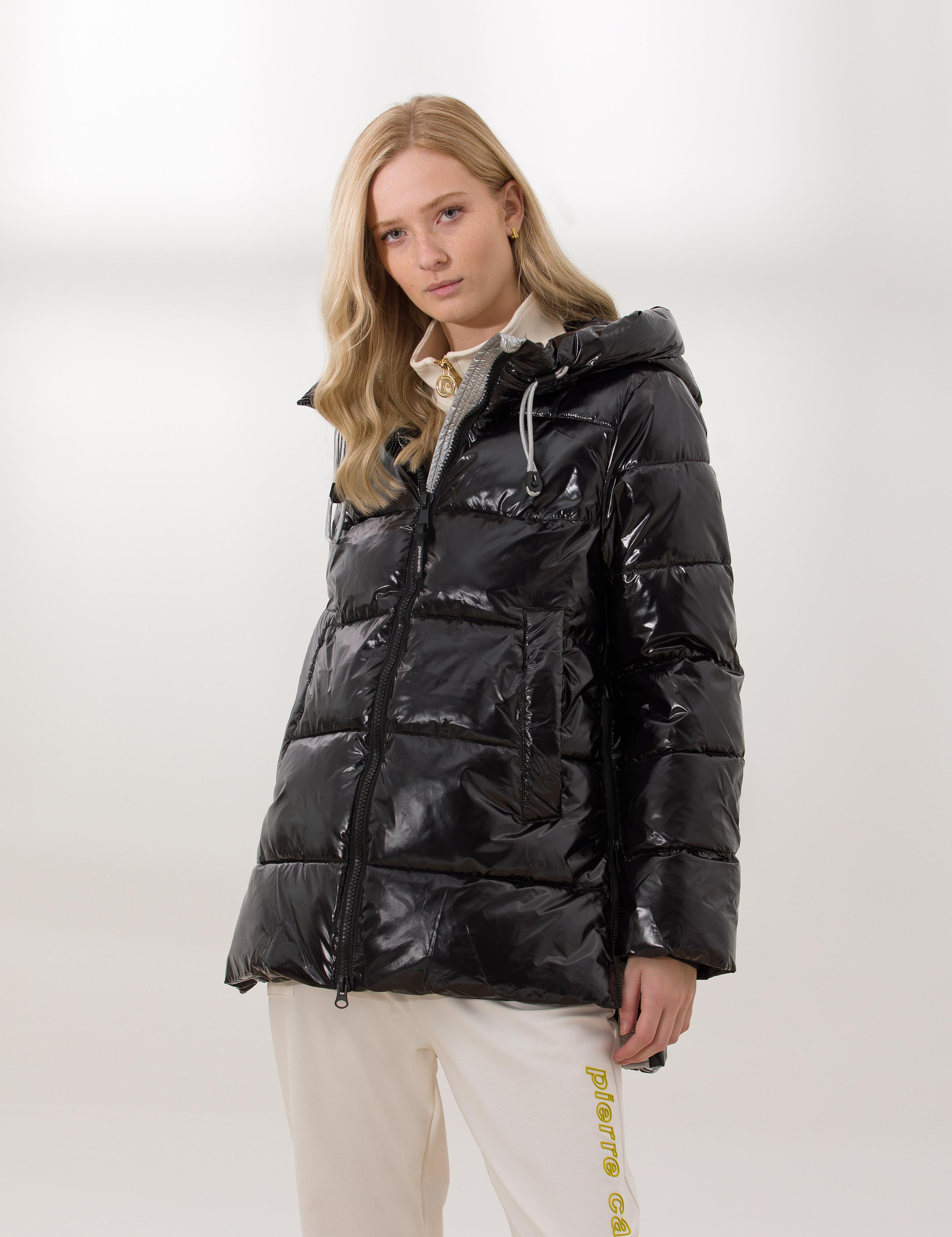 Siyah Kapüşonlu Mont