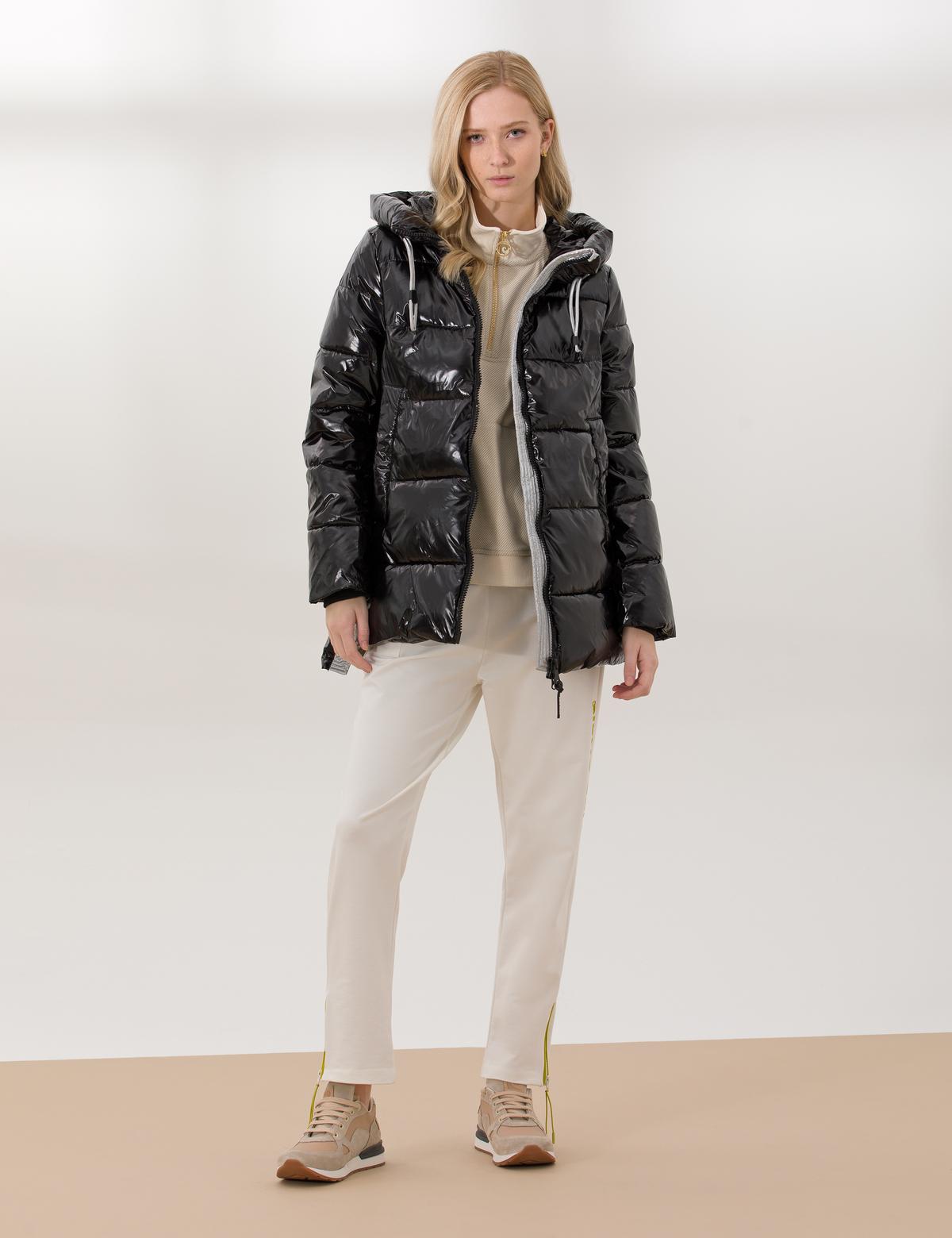 Siyah Kapüşonlu Mont - 50262747005