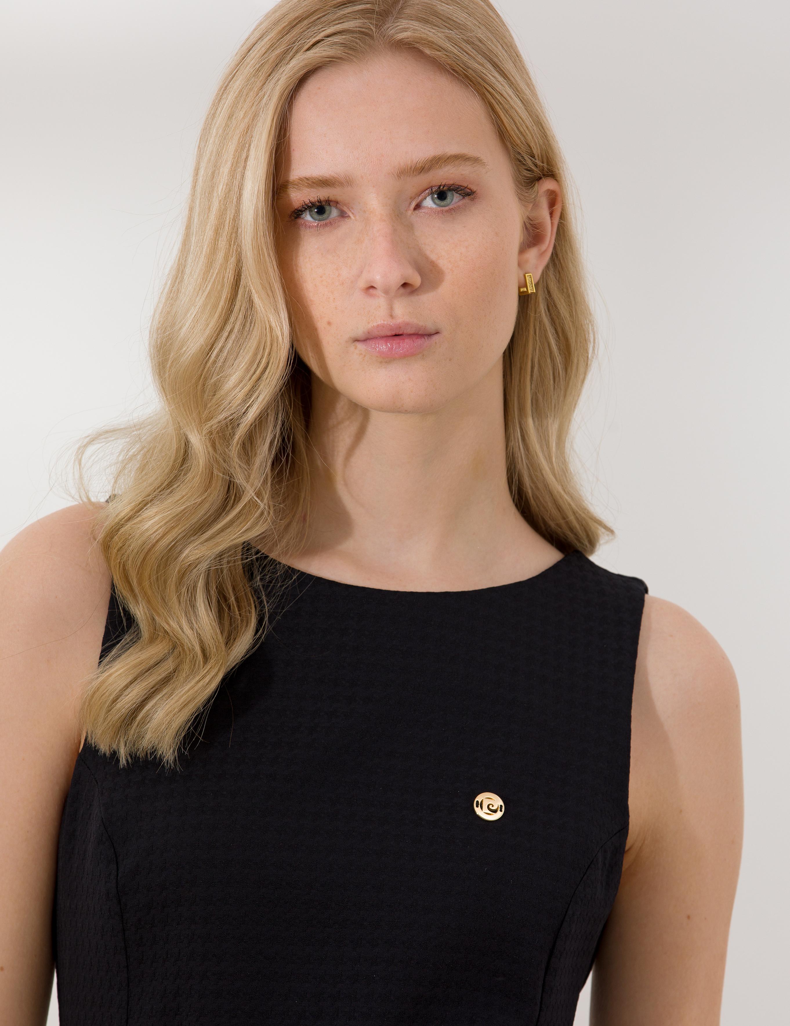 Siyah Slim Fit Dokuma Elbise