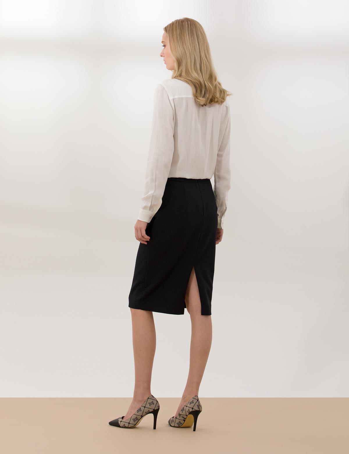 Siyah Kalem Fit Dokuma Etek - 50260221007