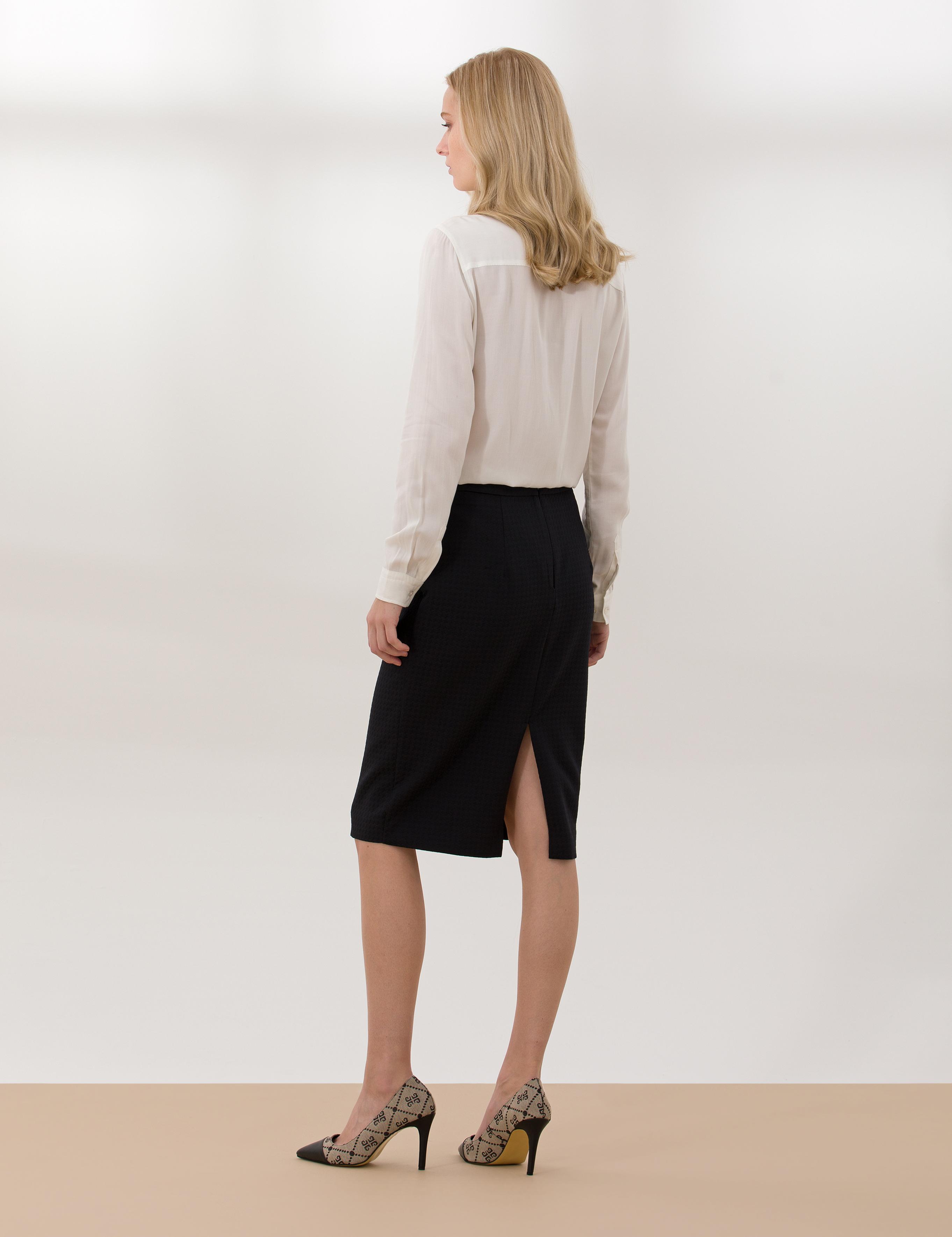 Siyah Kalem Fit Dokuma Etek