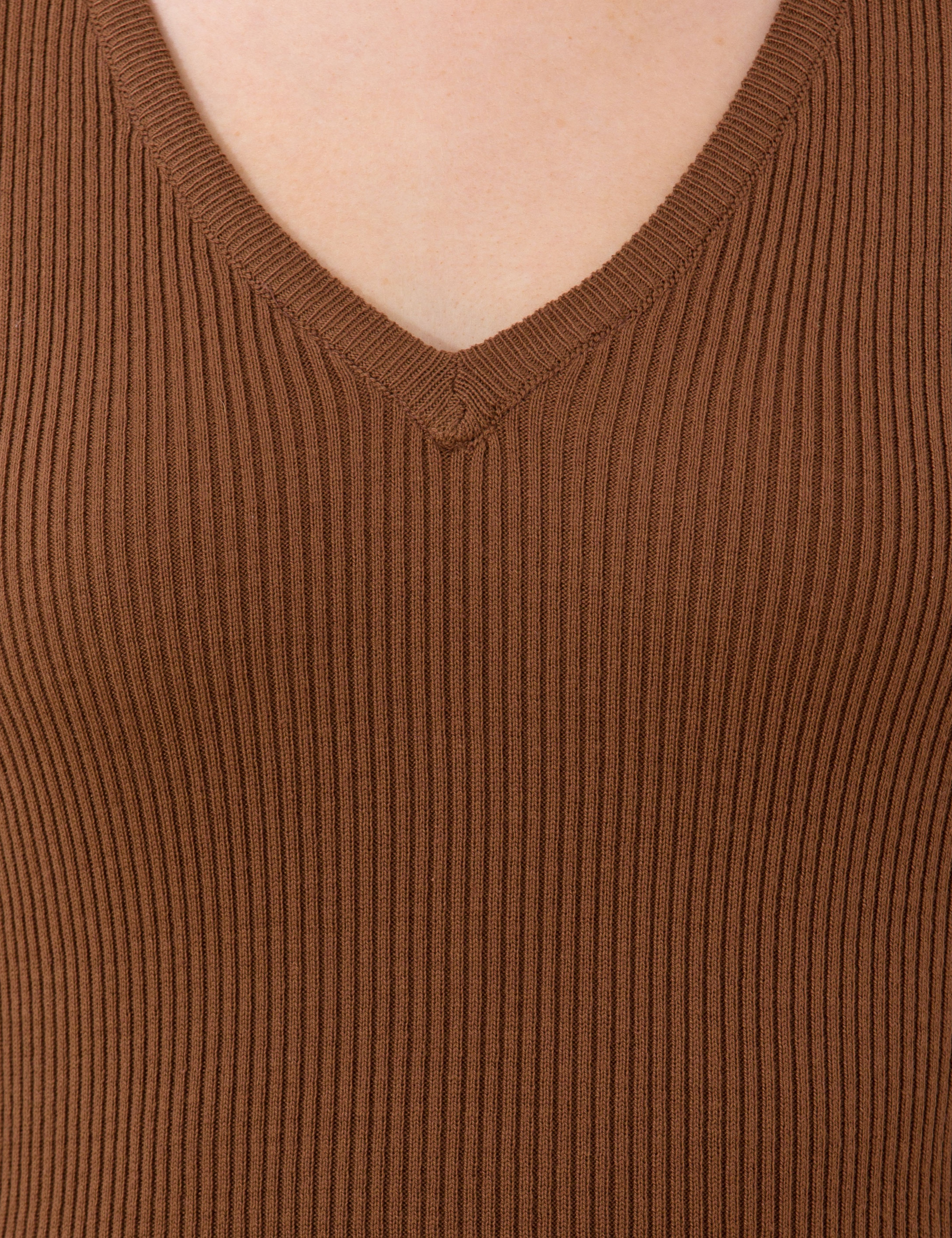 Coconut Slim Fit V Yaka Basic Kazak