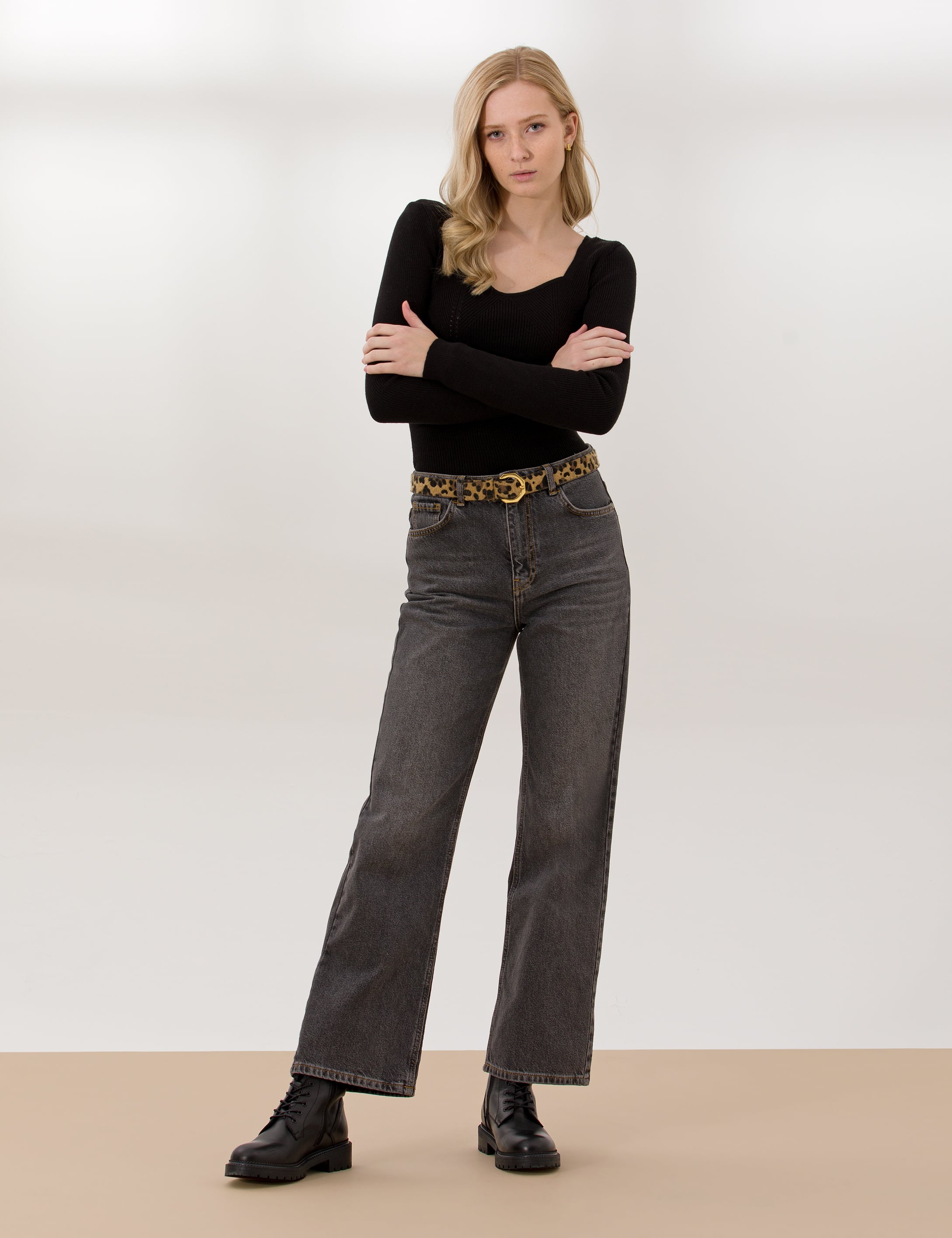 Siyah Slim Fit Kazak