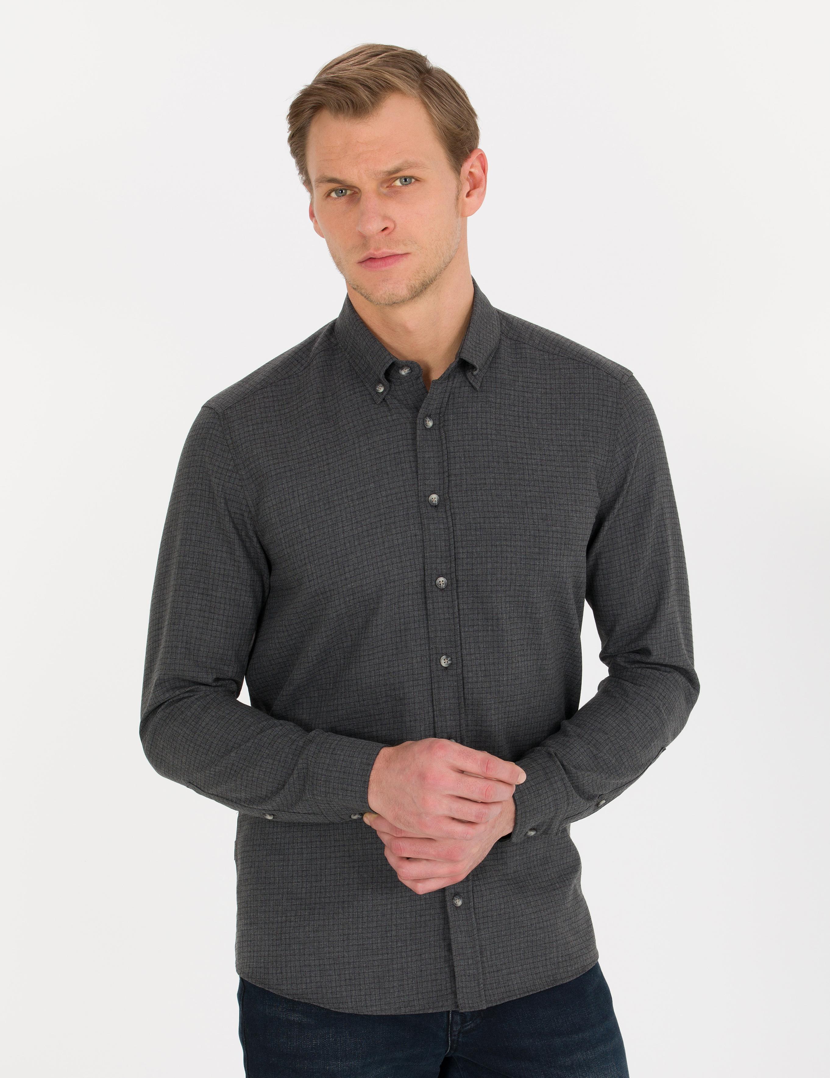 Siyah Regular Fit Uzun Kollu Gömlek