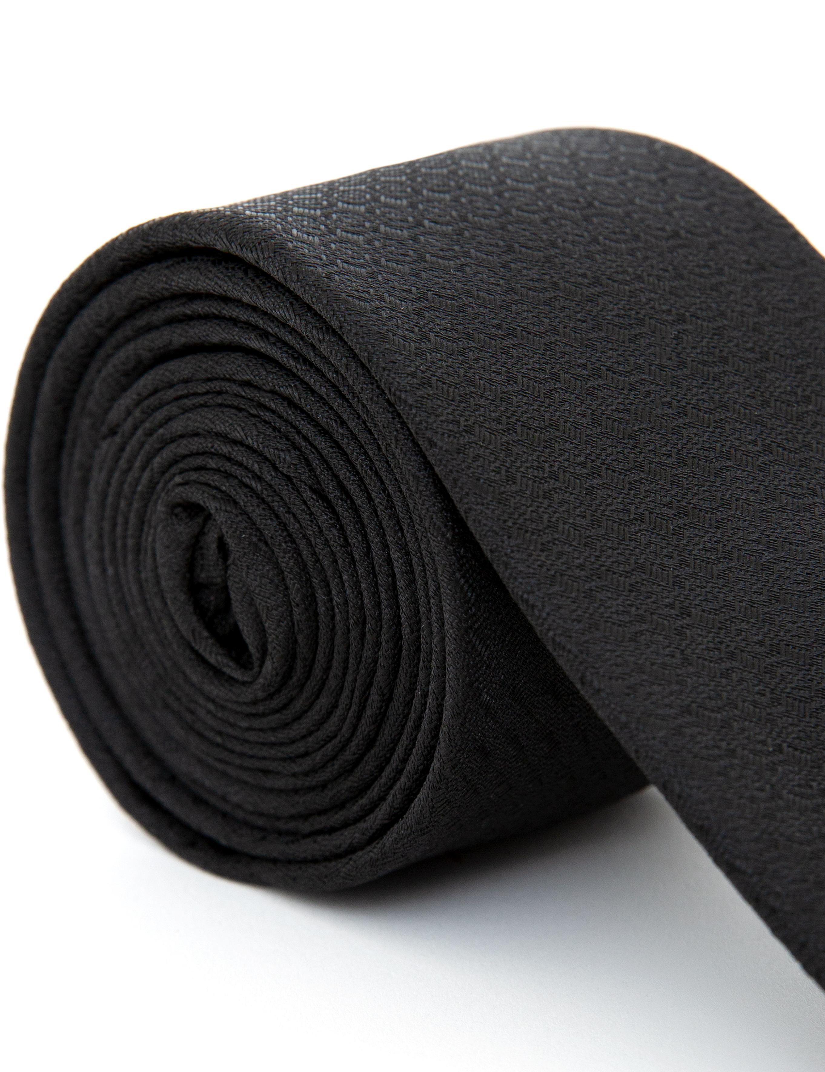 Siyah Kravat