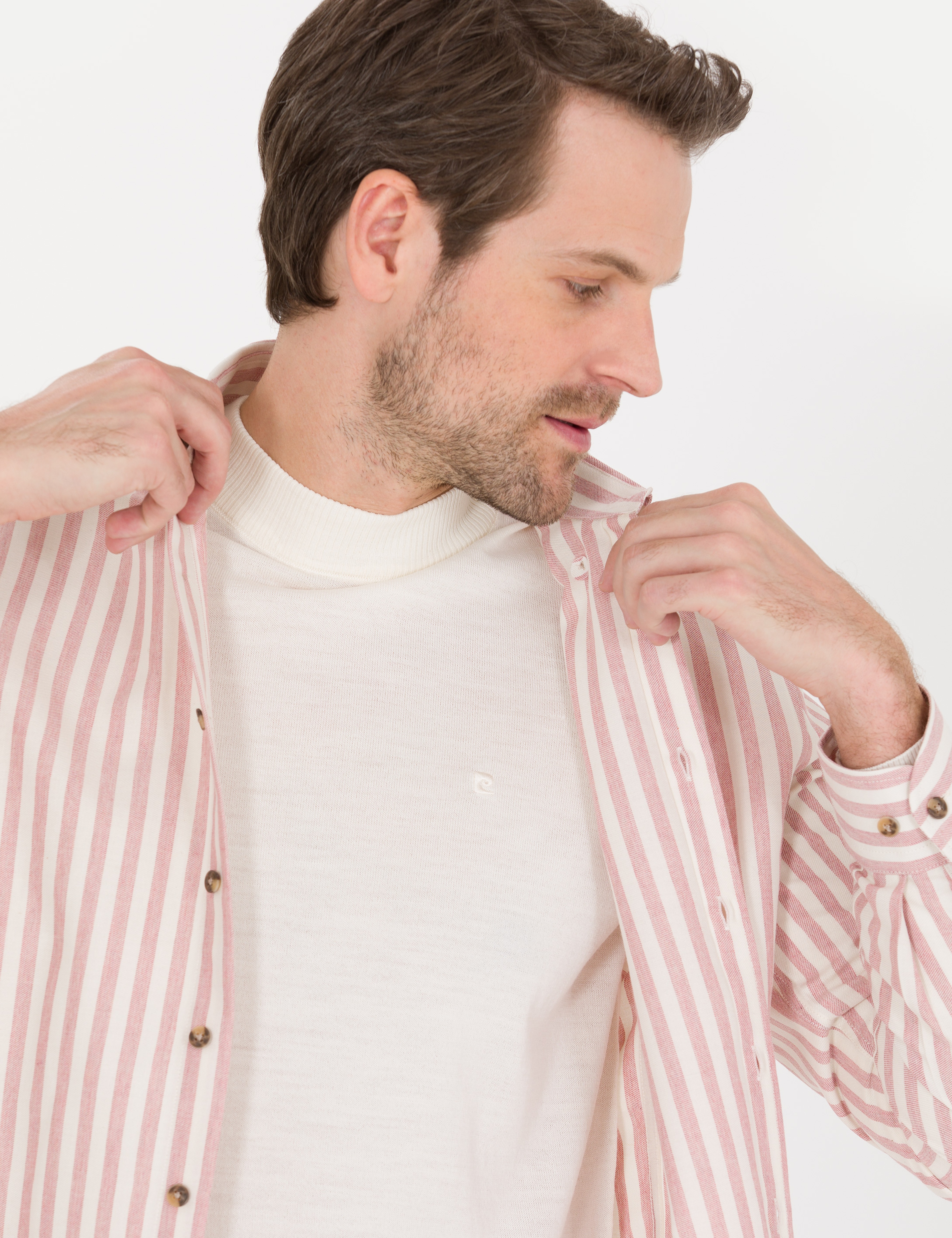 Pembe Regular Fit Uzun Kollu Gömlek - Image 2