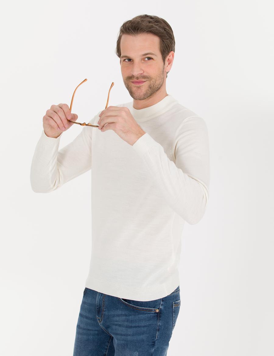 Ekru Slim Fit Çeyrek Yaka Yün Karışımlı Basic Triko Kazak