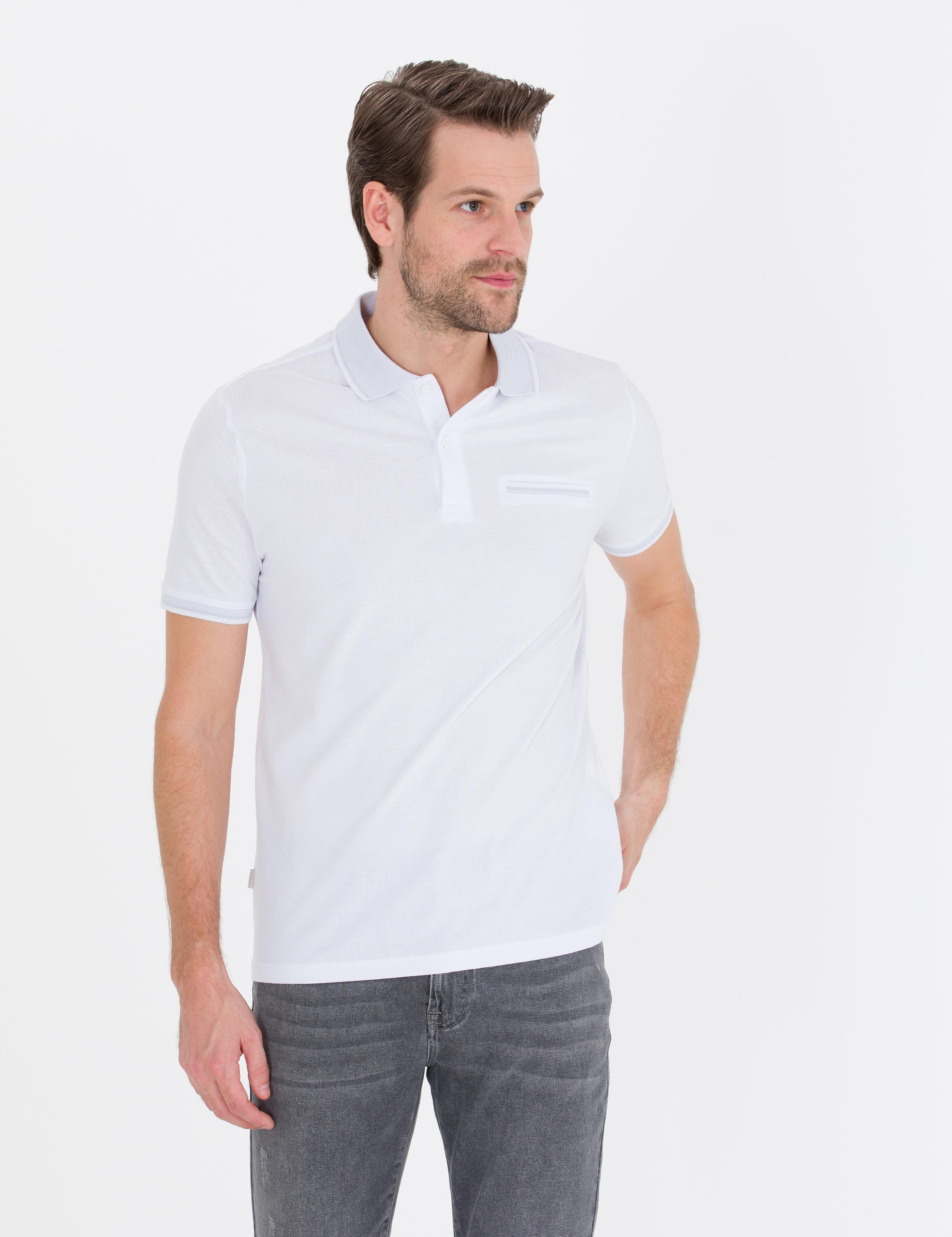 Beyaz Regular Fit Cepli Polo Yaka Tişört