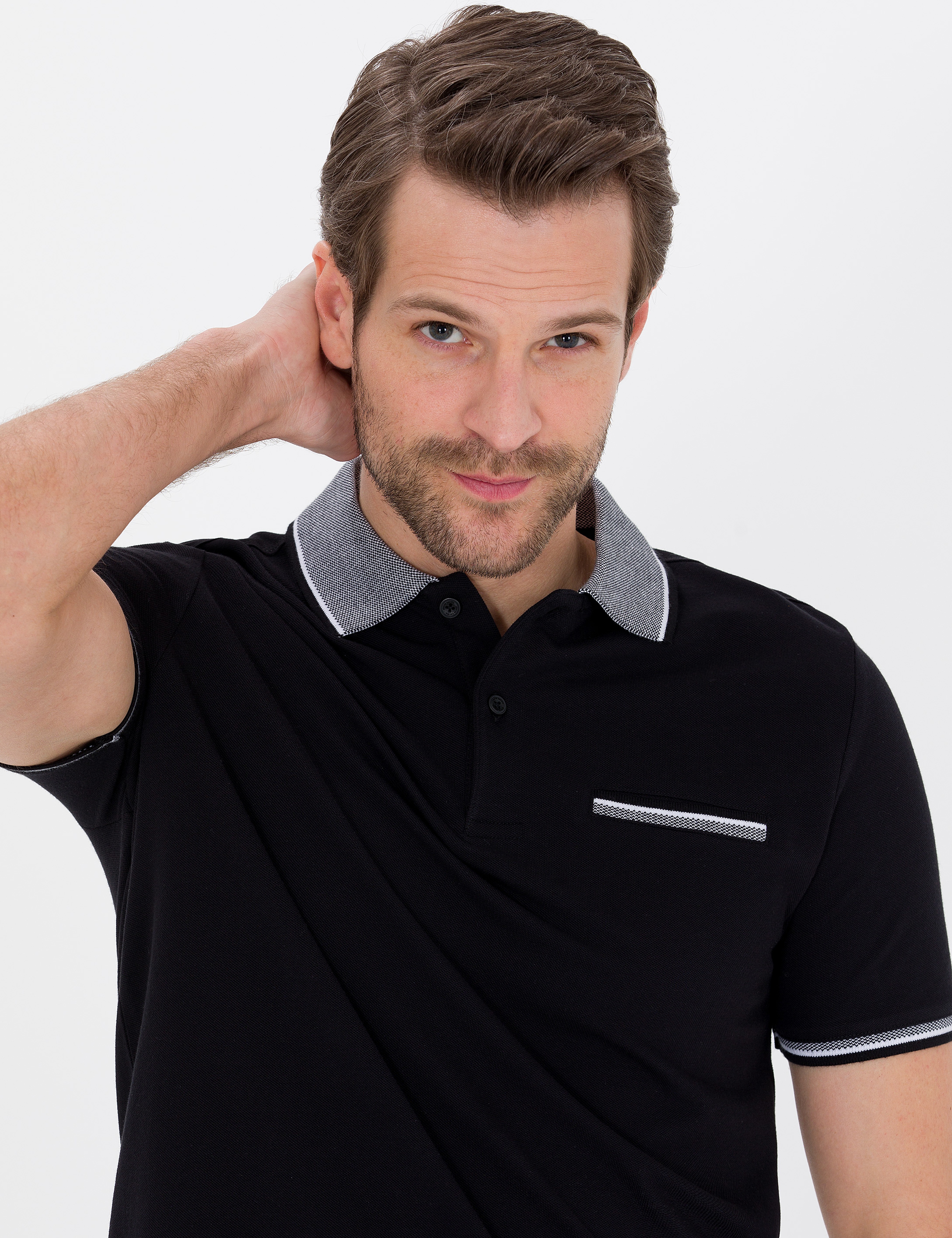 Siyah Regular Fit Polo Yaka Cepli Tişört