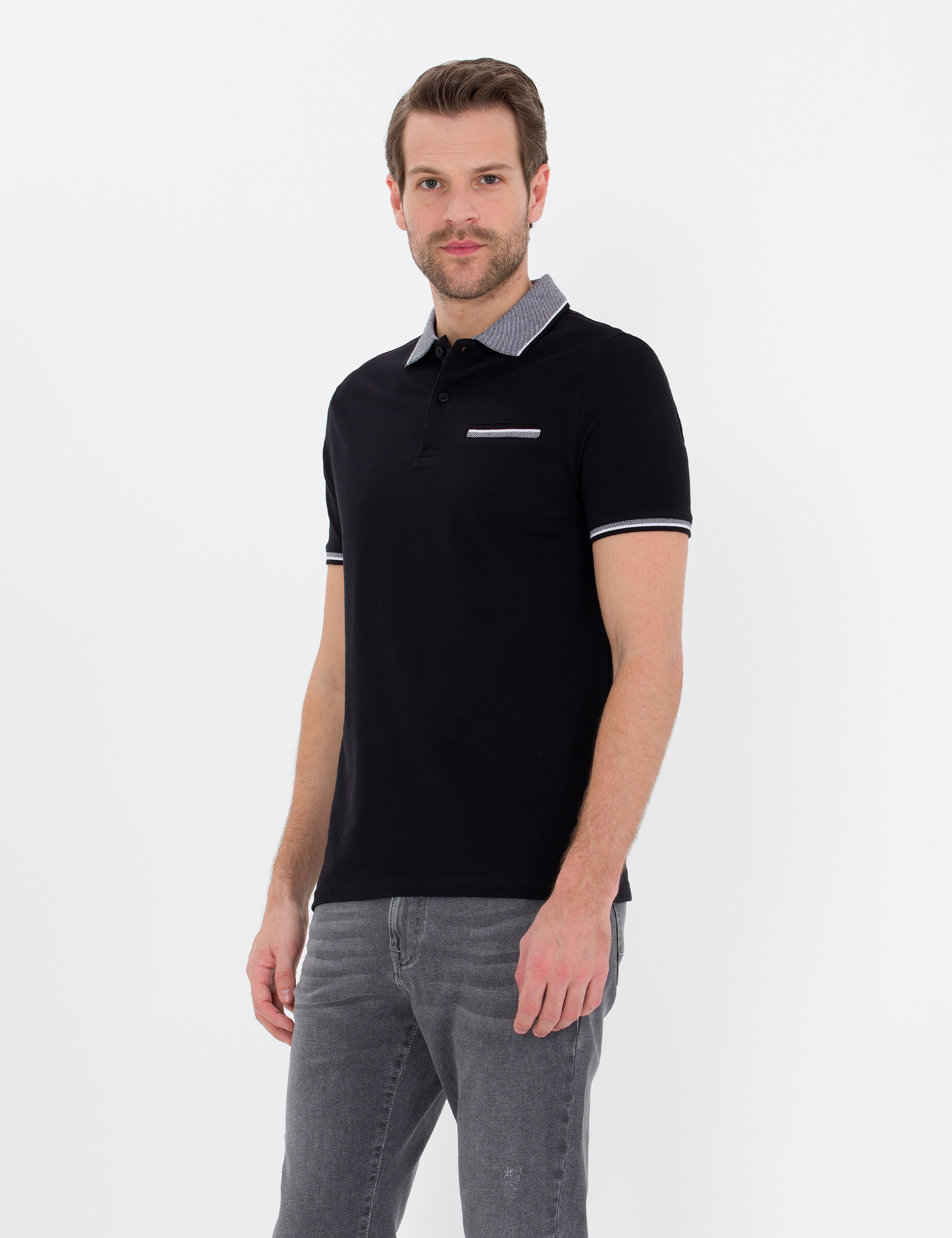 Siyah Regular Fit Polo Yaka Cepli Tişört - Image 1