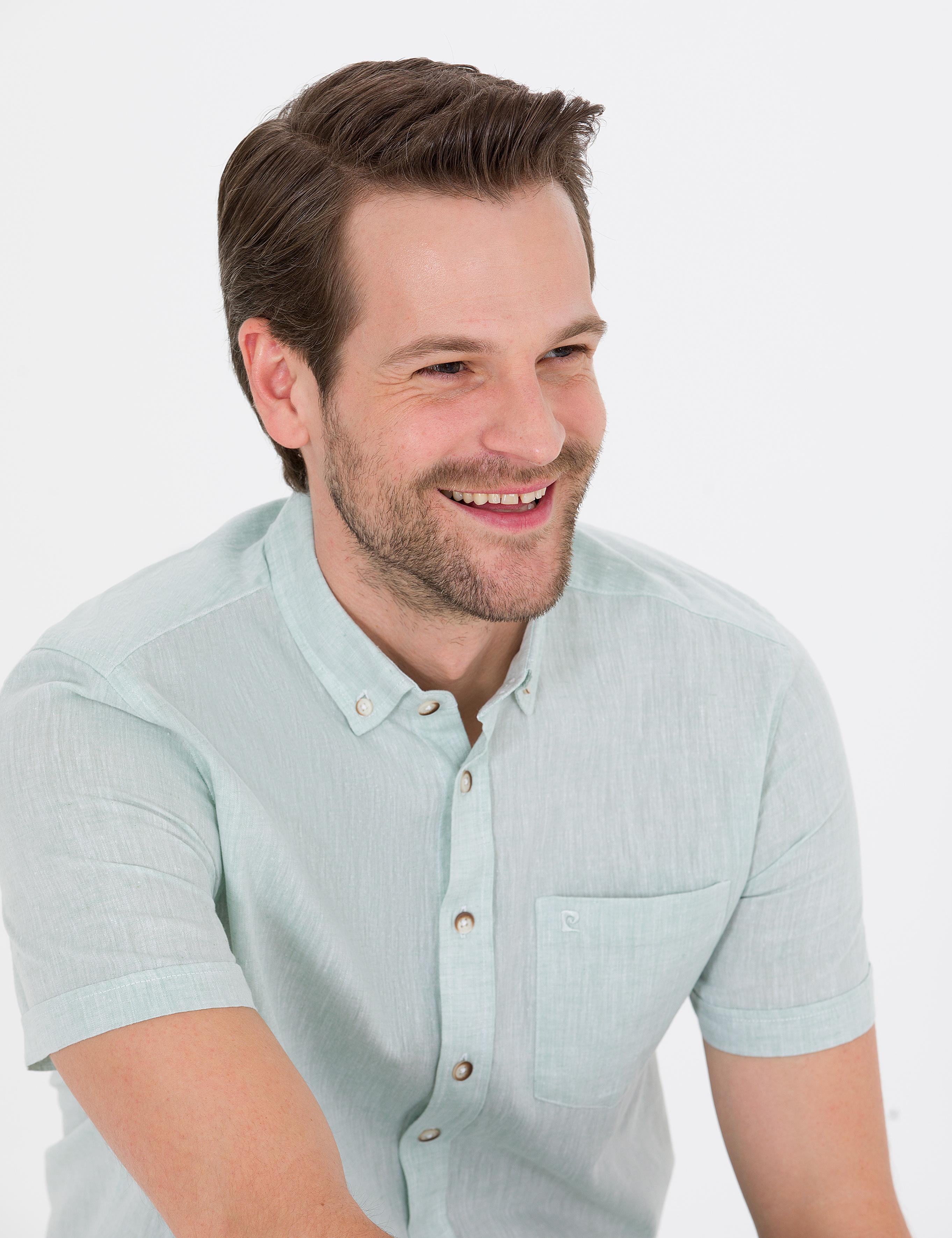 Yeşil Keten Karışımlı Regular Fit Kısa Kollu Gömlek