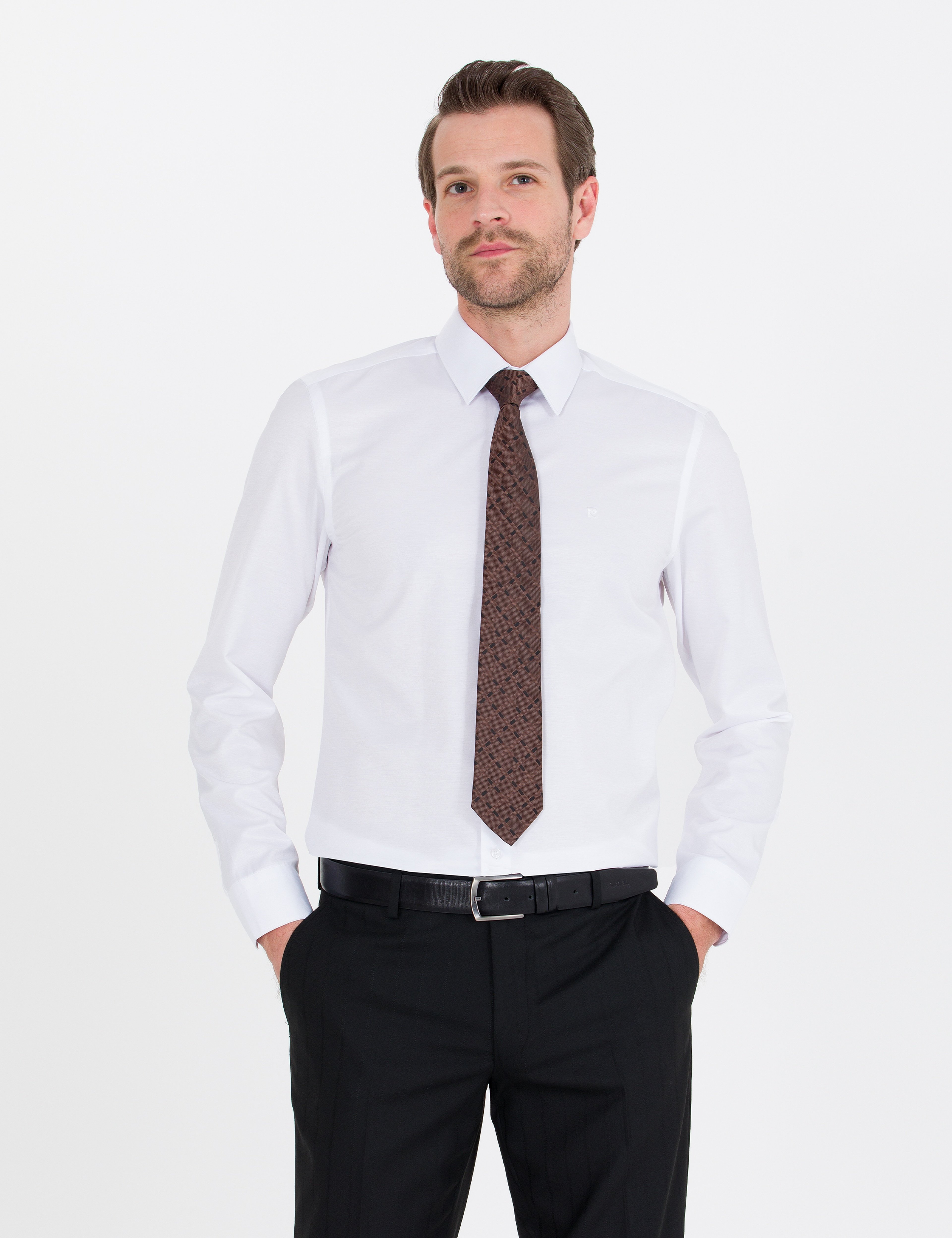 Beyaz Slim Fit Uzun Kollu Klasik Gömlek - Image 1